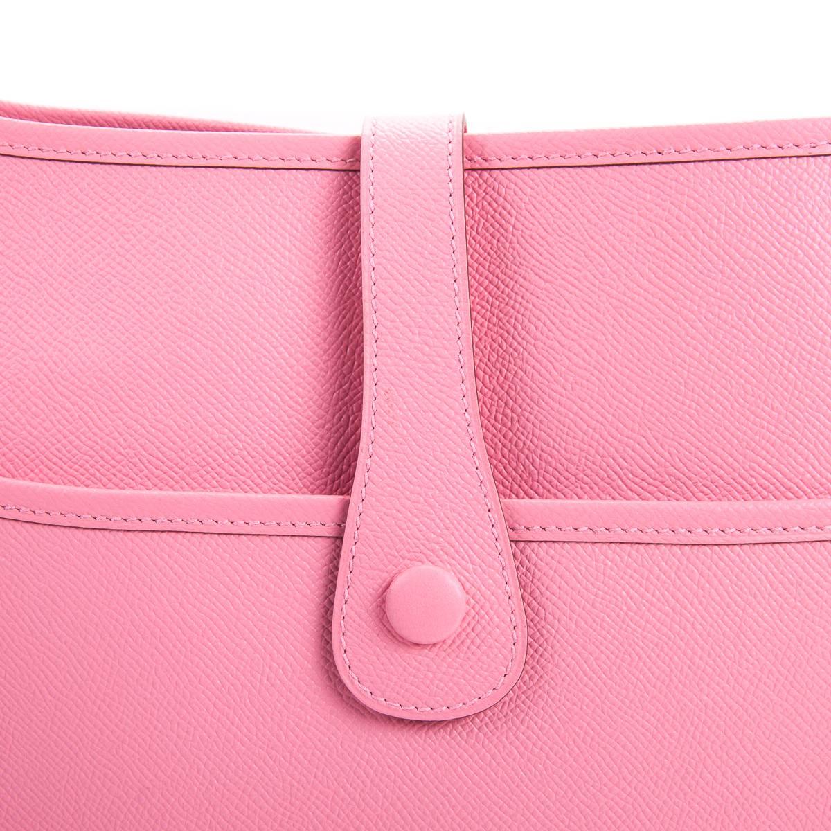 Hermes Pink Evelyne PM Shoulder Bag Epsom leather Rose Confetti   For Sale 10