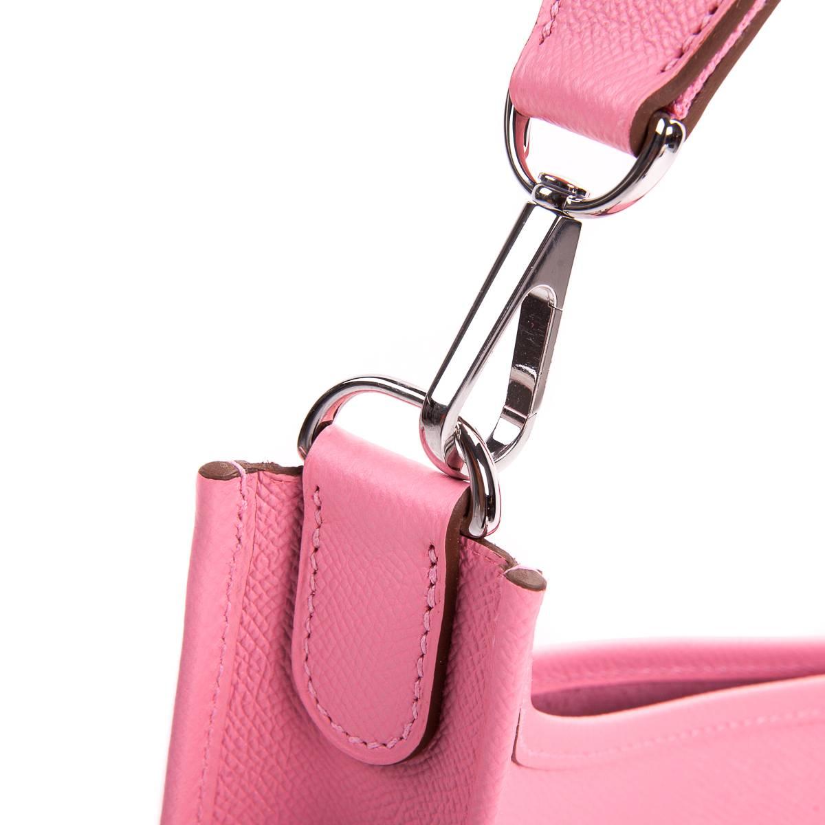Hermes Pink Evelyne PM Shoulder Bag Epsom leather Rose Confetti   For Sale 7
