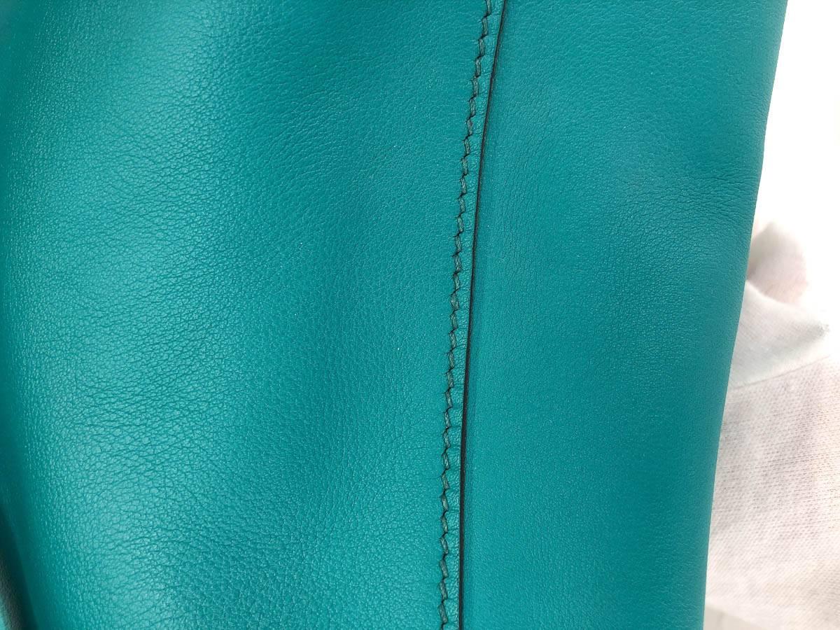 Hermes Handbag Lindy 26 in Blue Lagoon Turquoise Swift Leather with Palladium hw For Sale 6