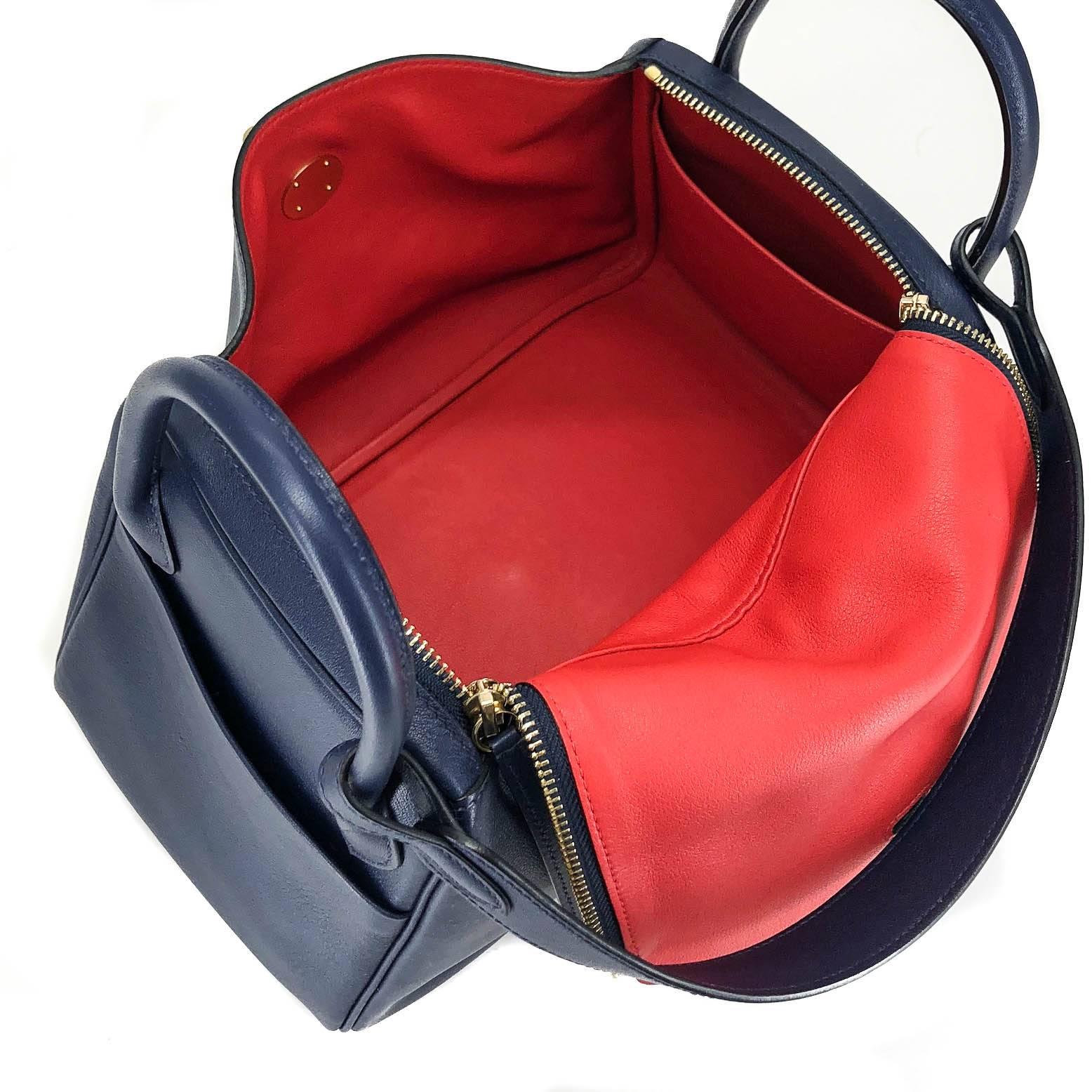 Hermes Handbag Lindy 30 Blue Nuit with Rouge Tomate Interior Gold Hardware (ghw) For Sale 12