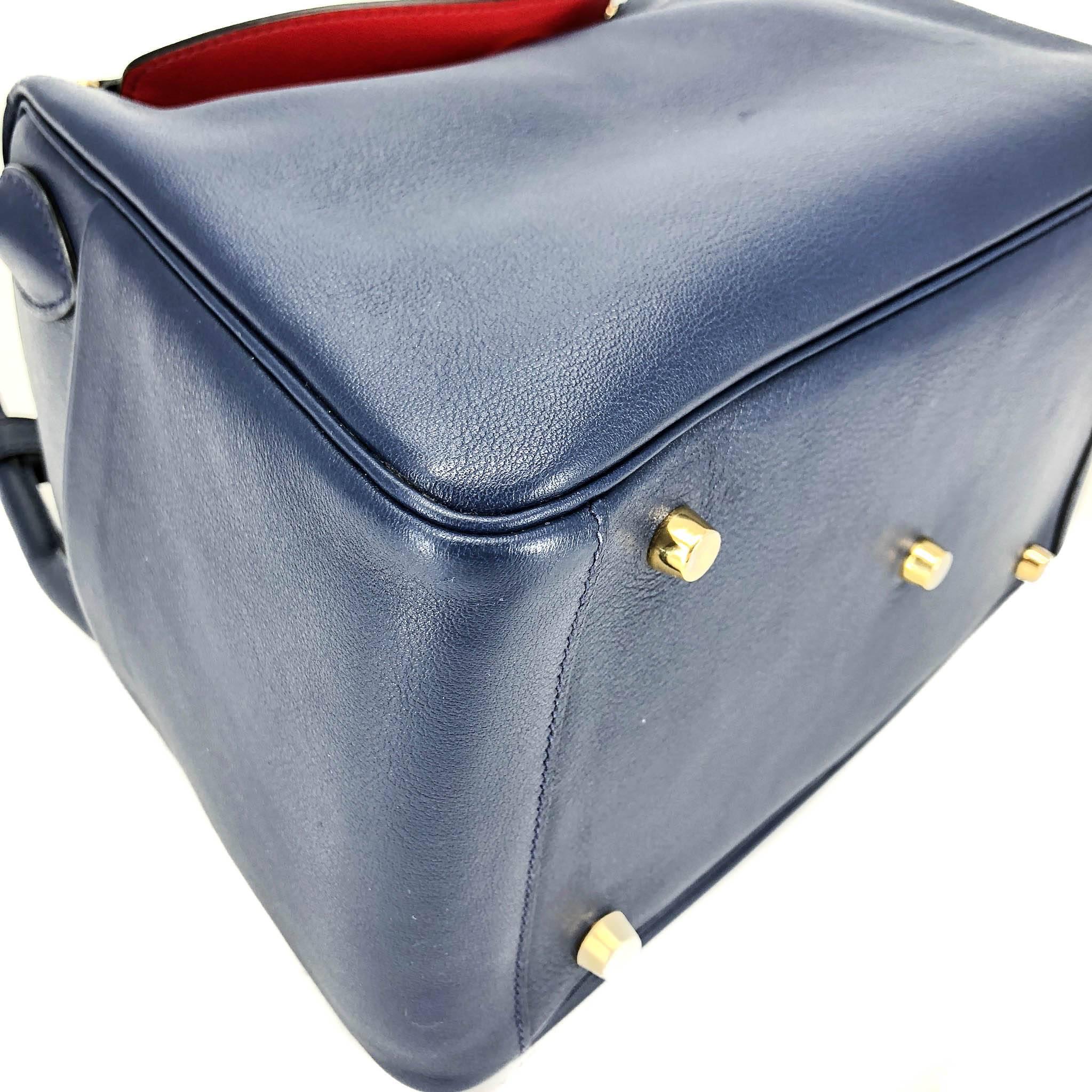 Hermes Handbag Lindy 30 Blue Nuit with Rouge Tomate Interior Gold Hardware (ghw) For Sale 5