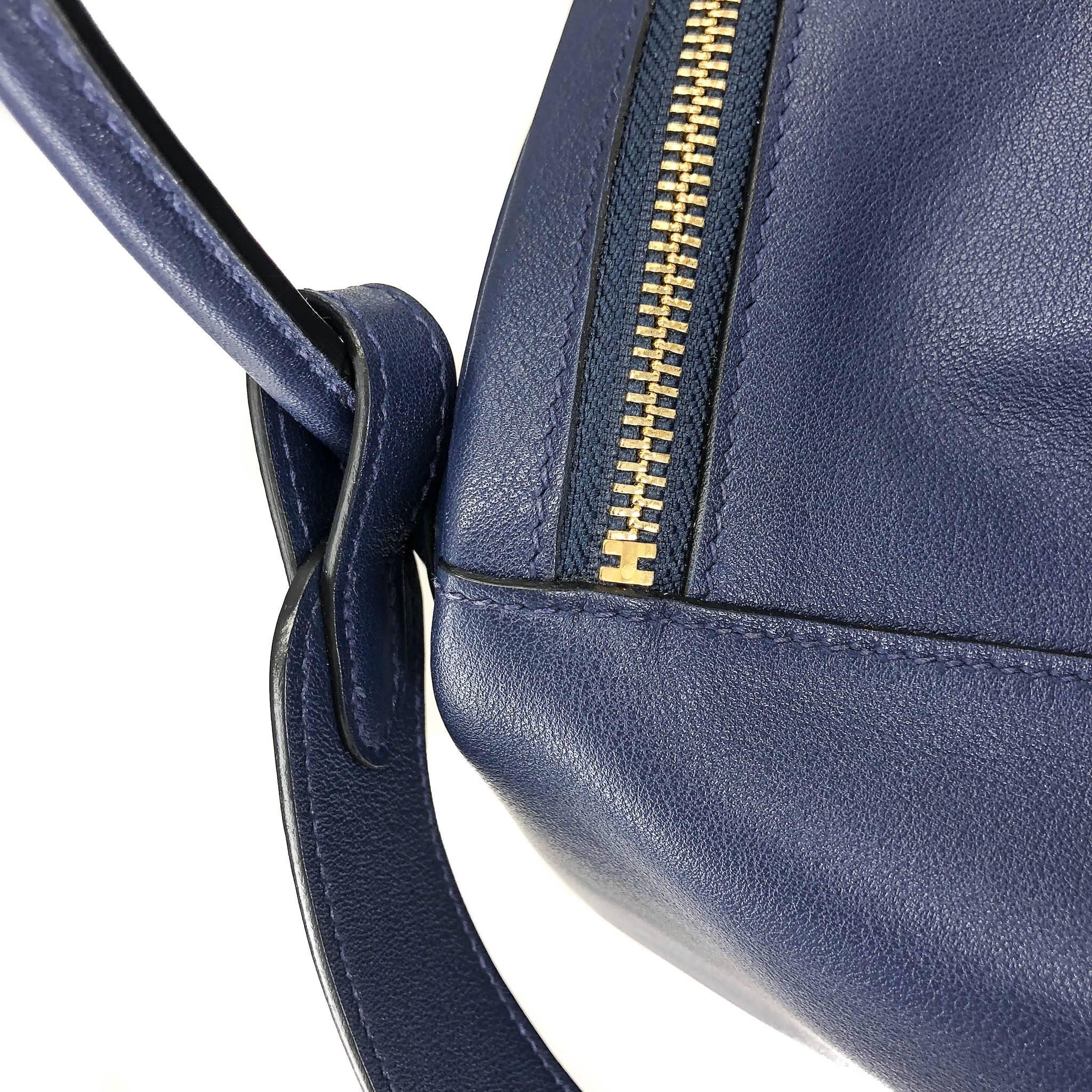 Hermes Handbag Lindy 30 Blue Nuit with Rouge Tomate Interior Gold Hardware (ghw) For Sale 4
