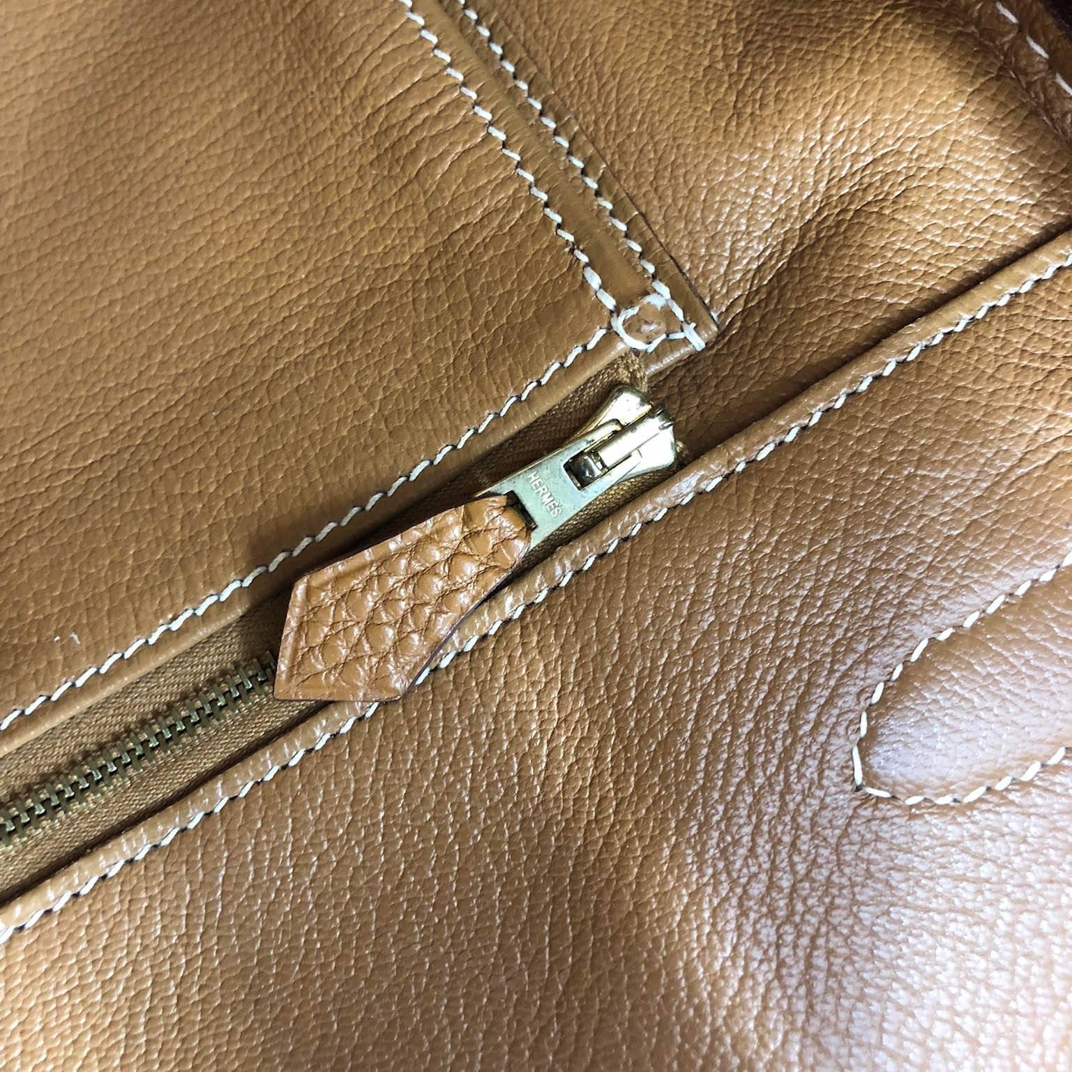 Hermes Handbag Birkin 35 in Gold Clemence Leather with Gold Hardware (ghw) For Sale 13