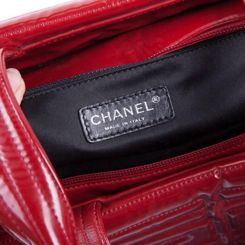 Chanel Large Red Vinyl Ming Coco Vinyl Tote Bag  For Sale 2