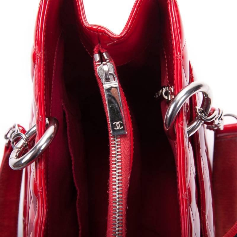 Chanel Quilted Red Patent Leather GST For Sale 11
