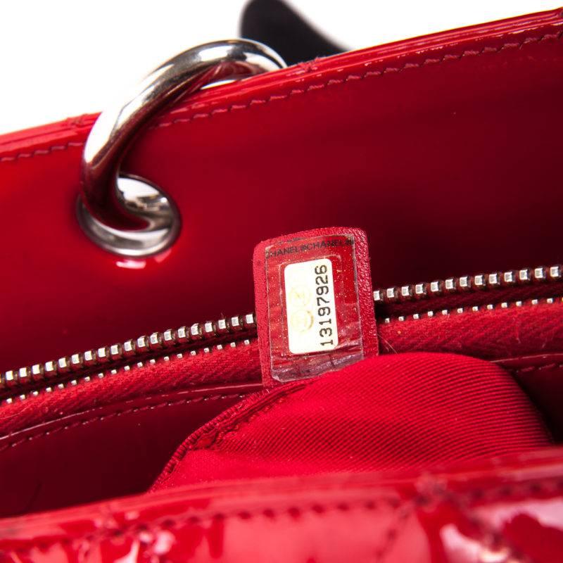 Chanel Quilted Red Patent Leather GST  For Sale 16
