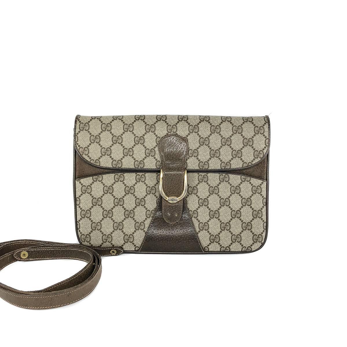 Gucci monogram prints are having a total comeback, and we definitely understand the appeal! This classic bag is so stylish and chic, you can dress it up or down as a clutch or shoulder bag and enjoy multiple wears. The interior features one zipped