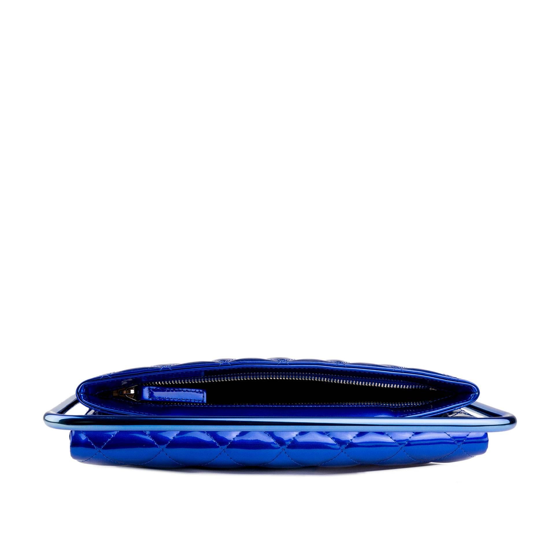 Chanel 2014 Electric Blue Patent Leather Quilted Retractable Frame Clutch Bag For Sale 4
