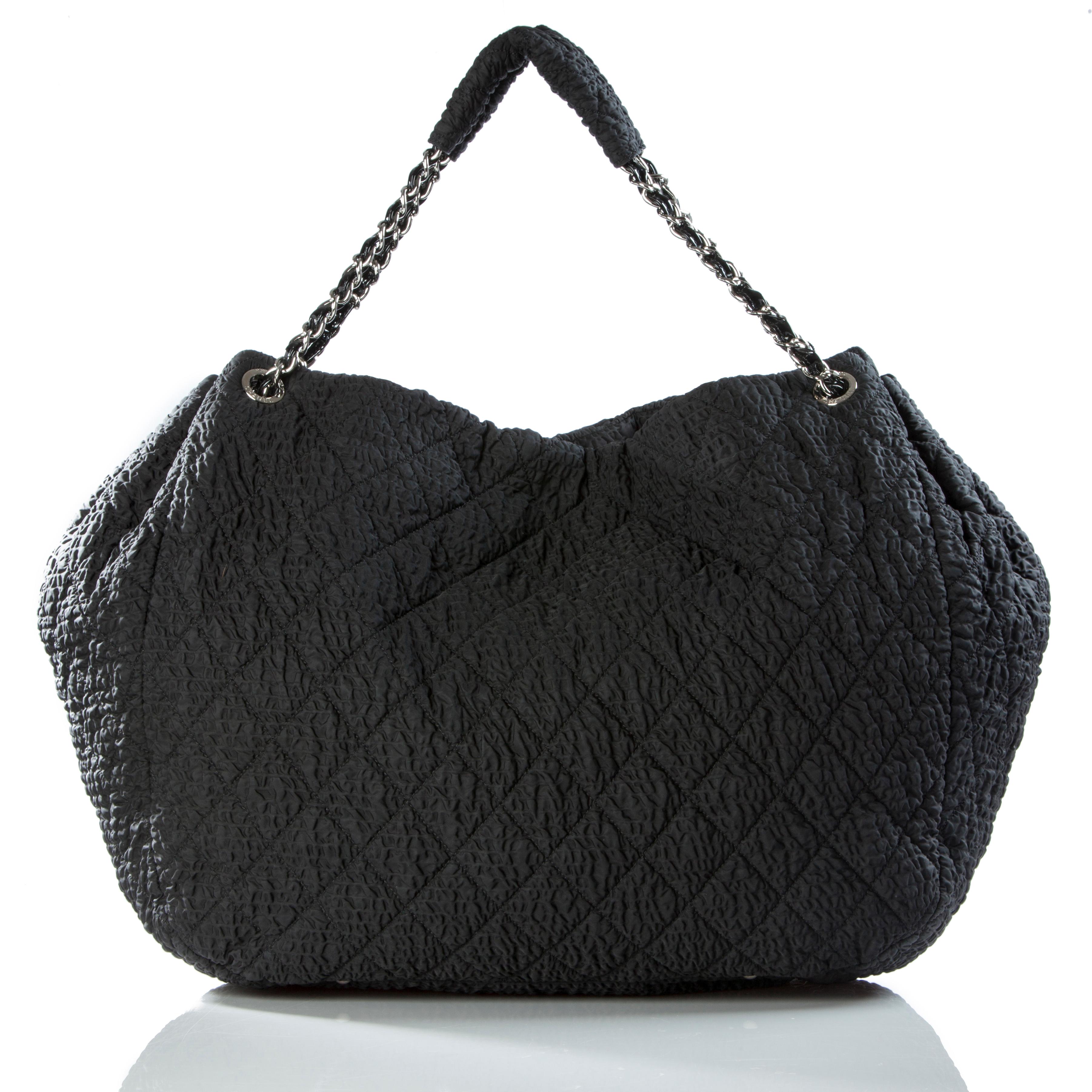Chanel Coco Cabas Cabas Overnight Tote Black Microfiber Nylon Weekend Bag In Good Condition For Sale In Miami, FL