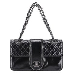 Chanel 2006 Vintage Patent Quilted Double Chain Shoulder Classic Flap Bag