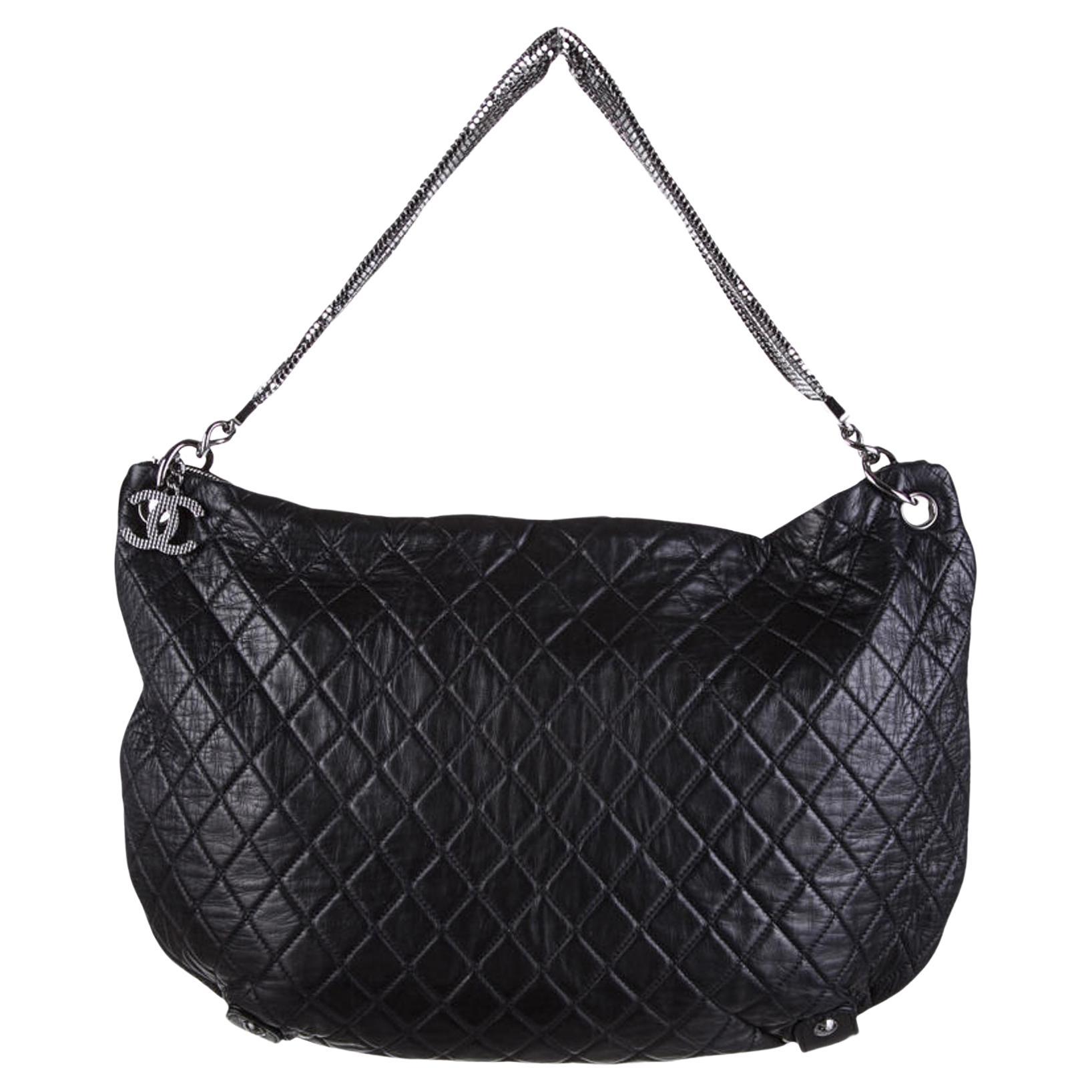 Chanel 2008 Metallic Mesh Soft Quilted Black Lambskin Leather Large Hobo Bag en vente