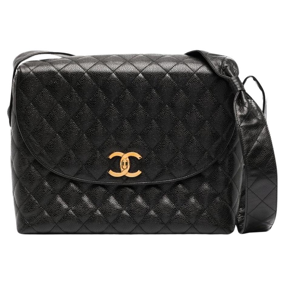 Chanel Vintage 90's Black Caviar Quilted  CC Classic Flap Crossbody Shoulder Bag For Sale