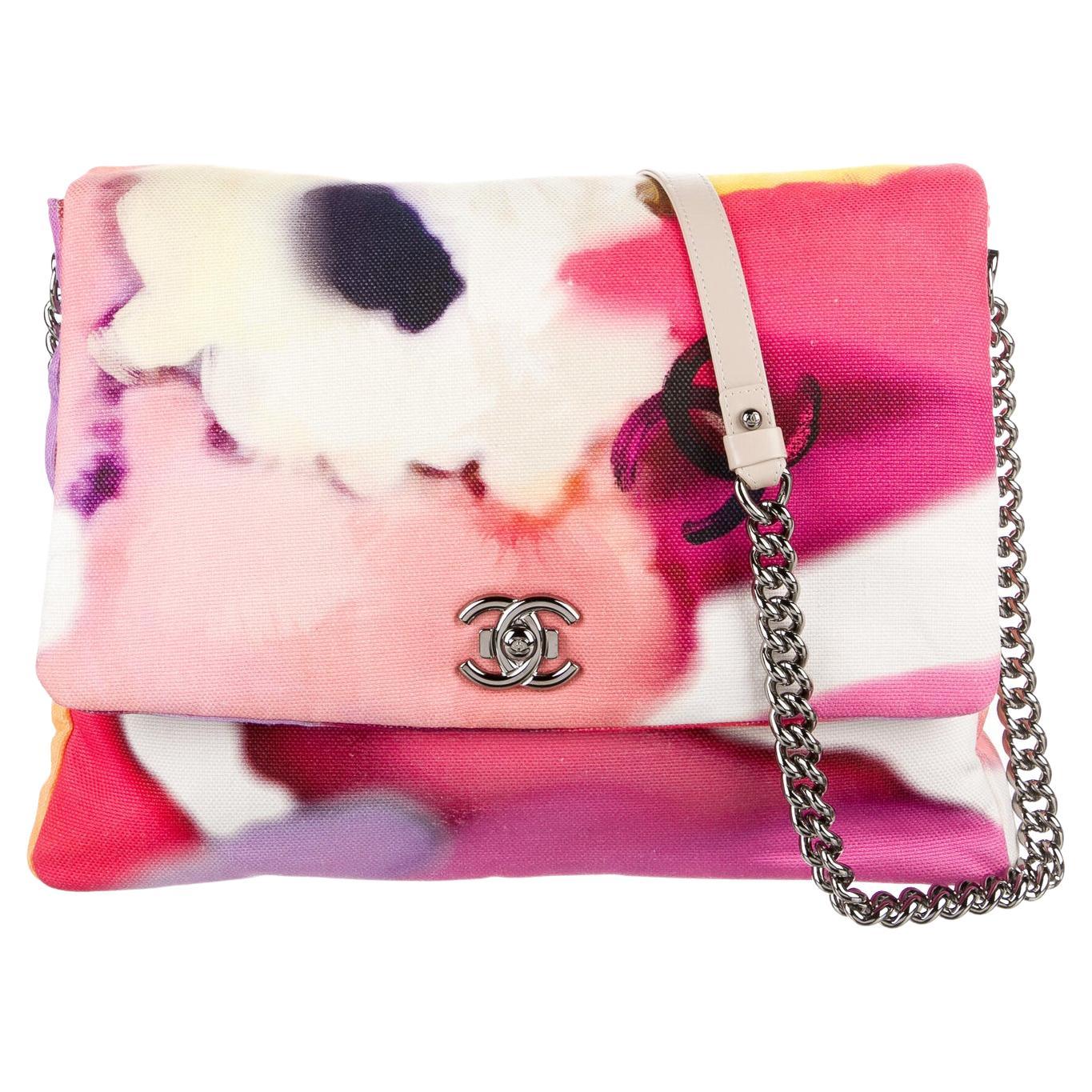Chanel Rare grand sac porté épaule à pinceaux à fleurs graffitis roses teintées