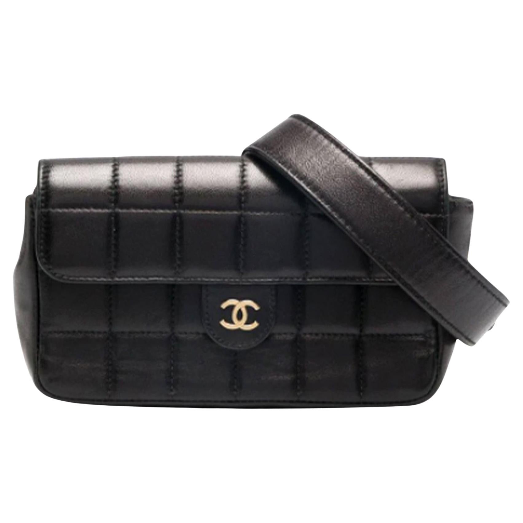 Vintage Chanel square quilted caviar classic flap shaped fanny pack waist bag

2004 {VINTAGE 18 Years}
Gold hardware
Exterior black lambskin leather
Interior lambskin lining
Back card holder
Waist belt is 36