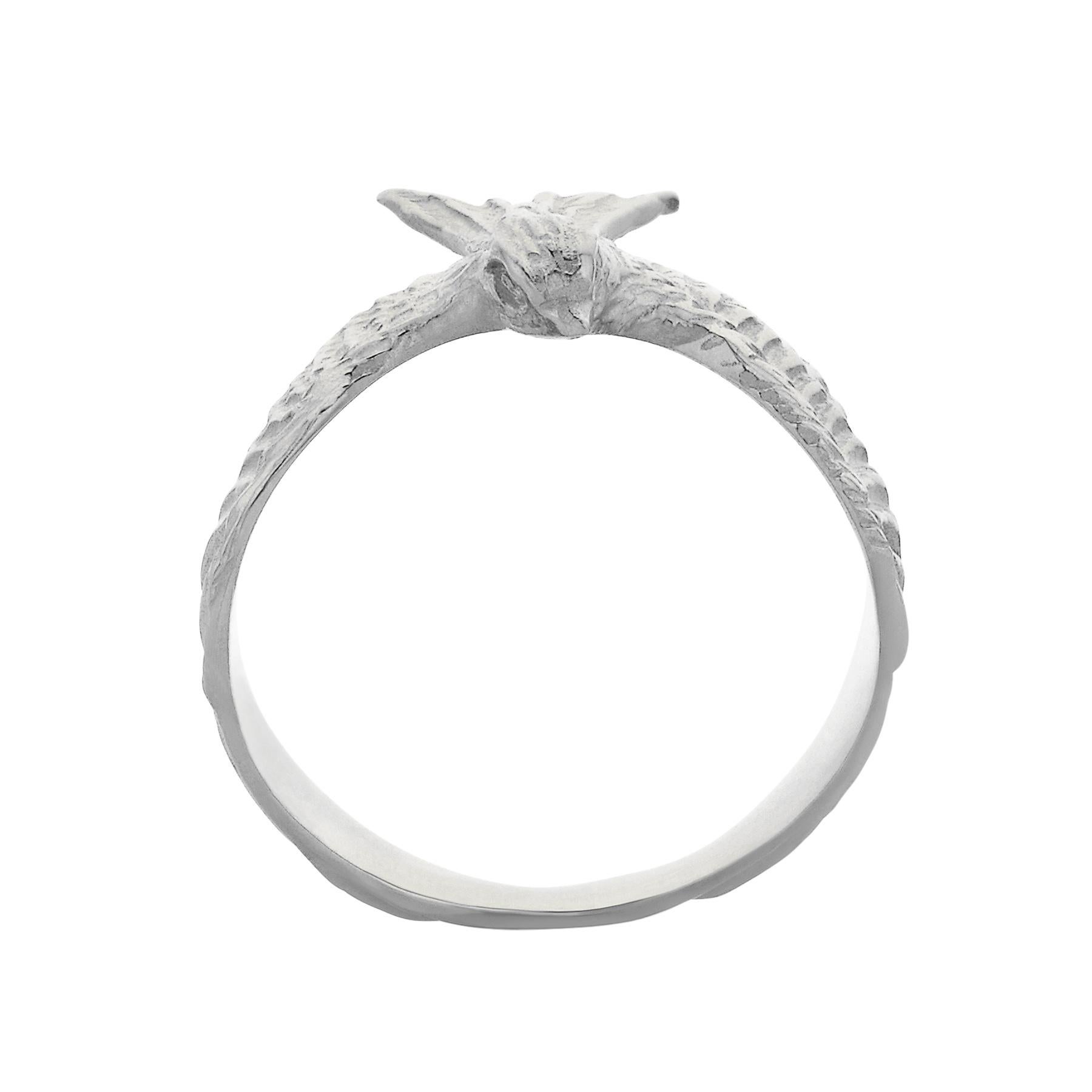 Contemporary Zoe and Morgan Silver Swallow Lover Ring For Sale