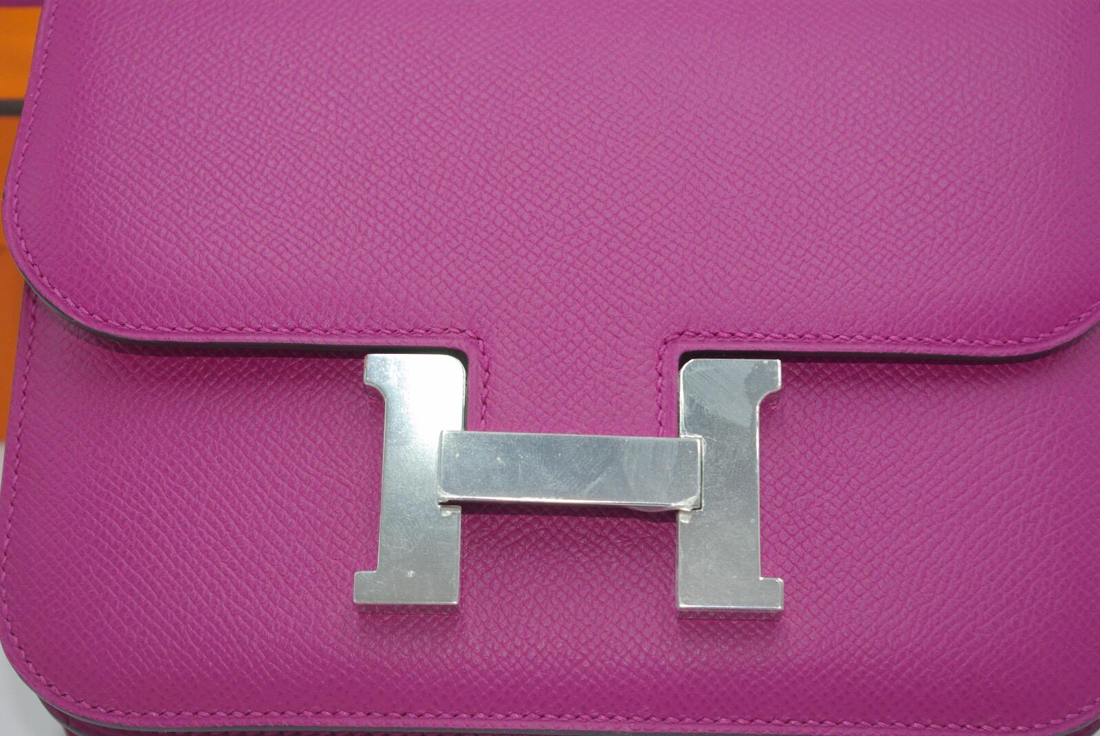 Hermes Bag Constance Mini Rose Pourpre Epsom Phw Handbag In New Condition In Nicosia, CY