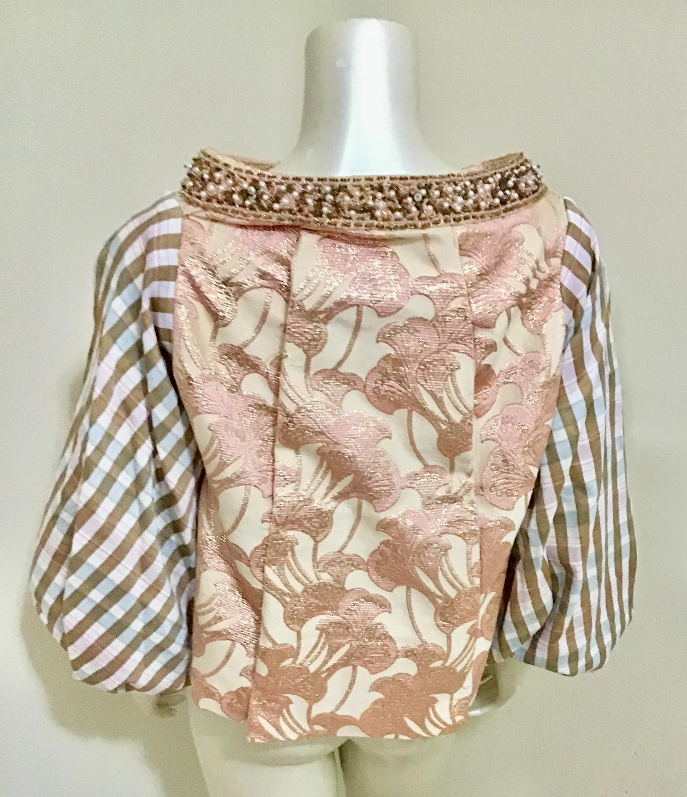 Beaded Gold and Pink Brocade Jacket In Good Condition For Sale In Queens, NY