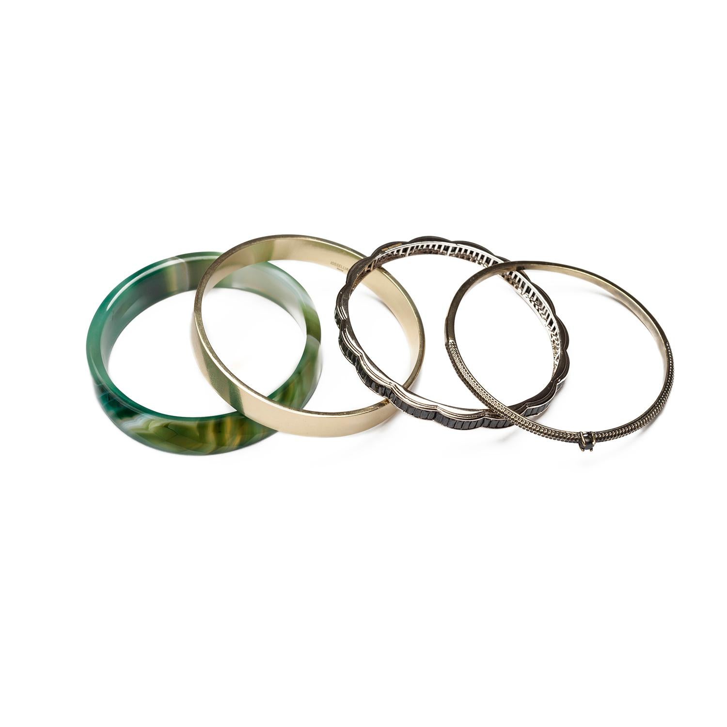 Contemporary Iosselliani Holiday Collection Set of Gold and Agate Bangles  For Sale