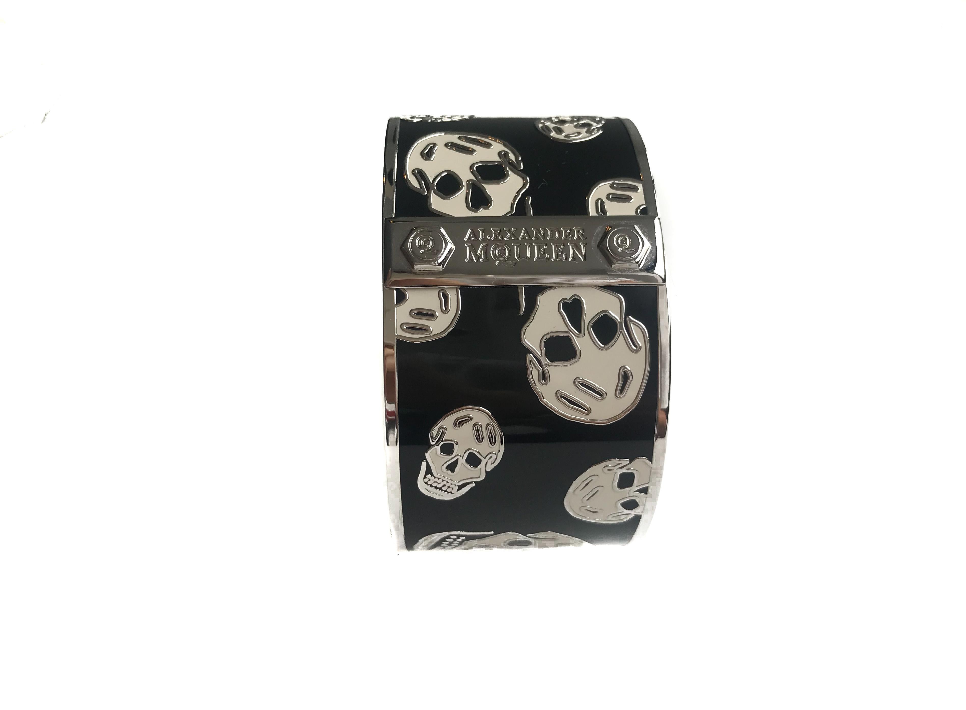 Contemporary Alexander Mcqueen Skull Cuff Bracelet