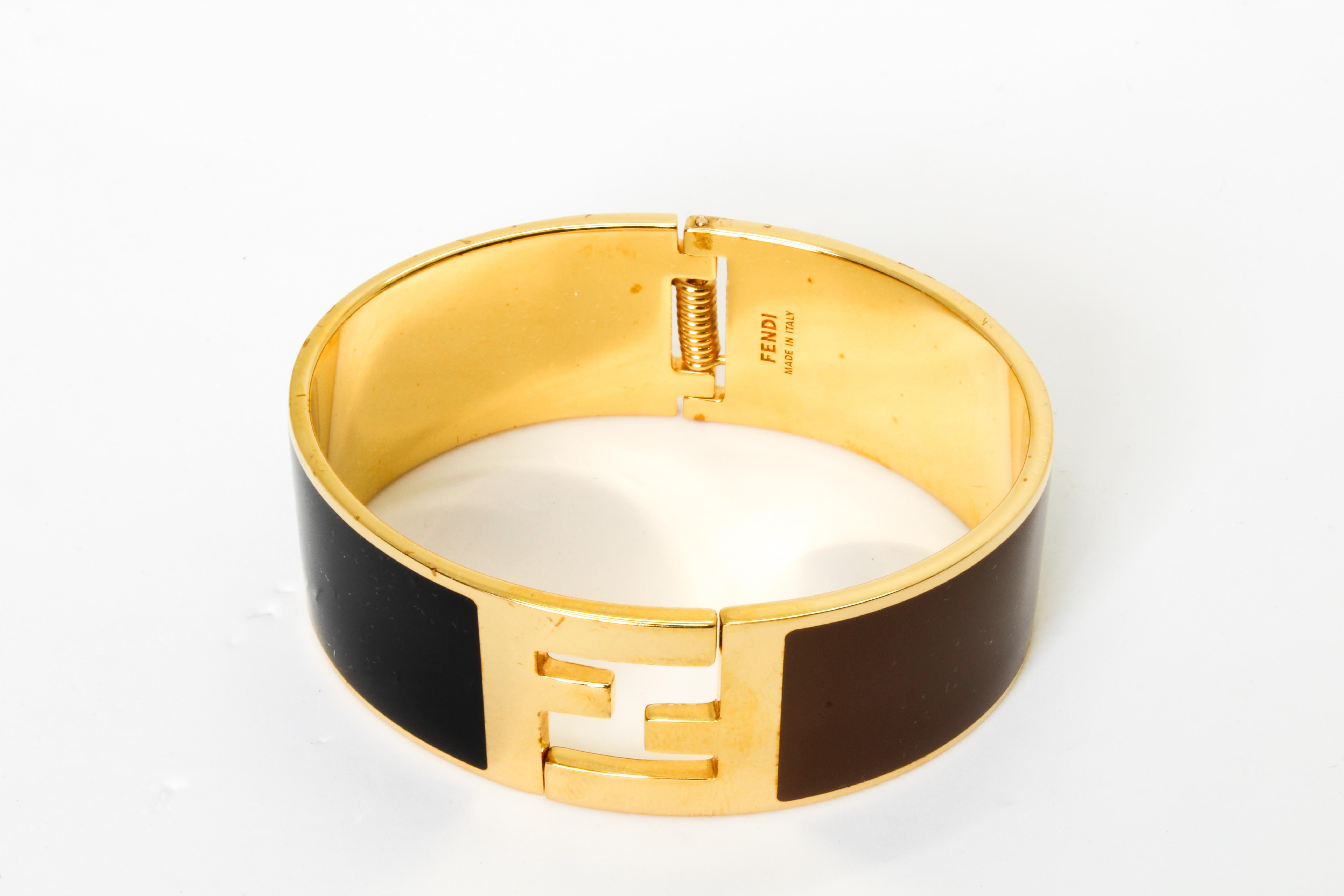 Fendi Fendista enamel cuff bracelet In Excellent Condition In London, GB