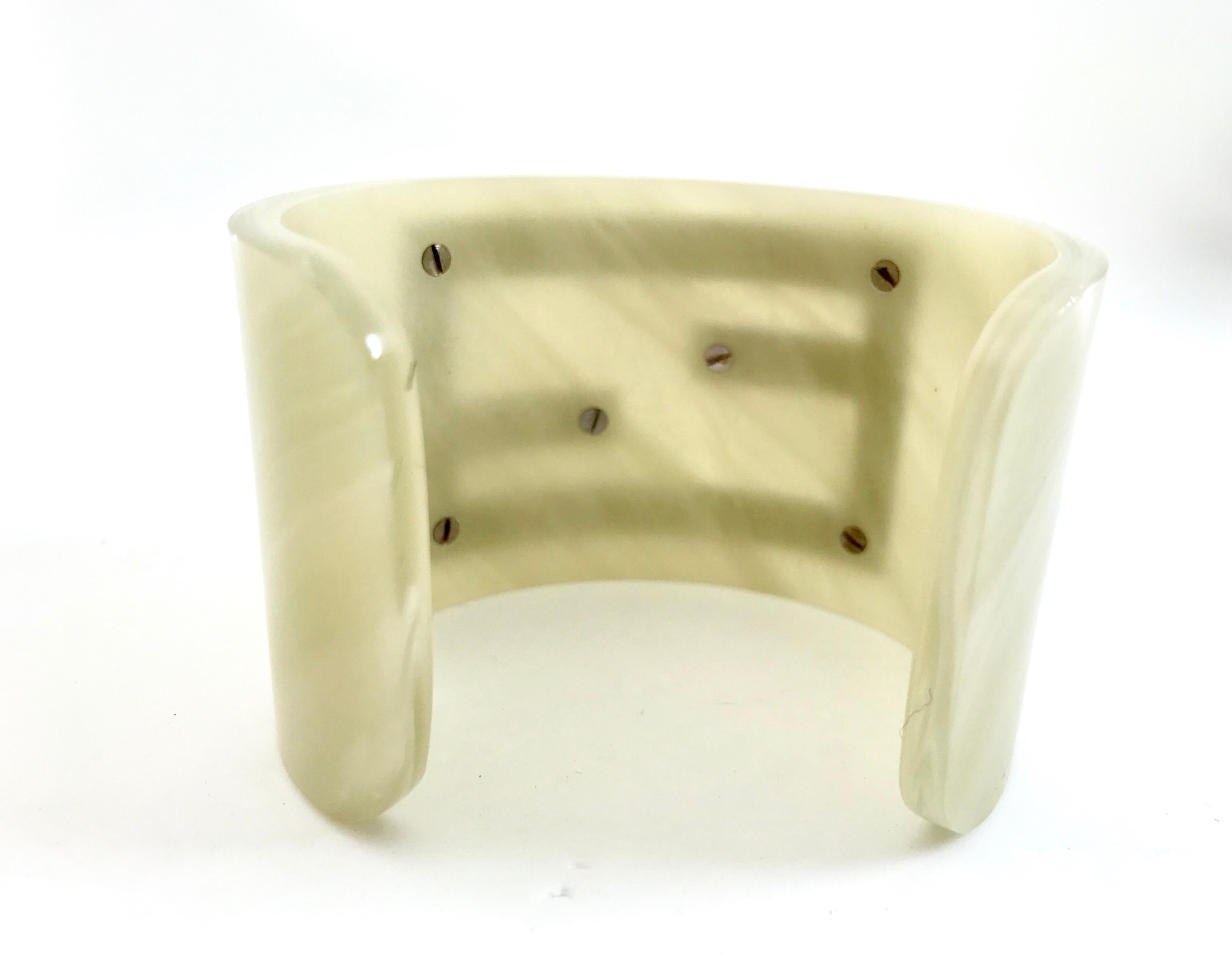 Fendi Acrylic Cuff Bracelet In Excellent Condition In London, GB