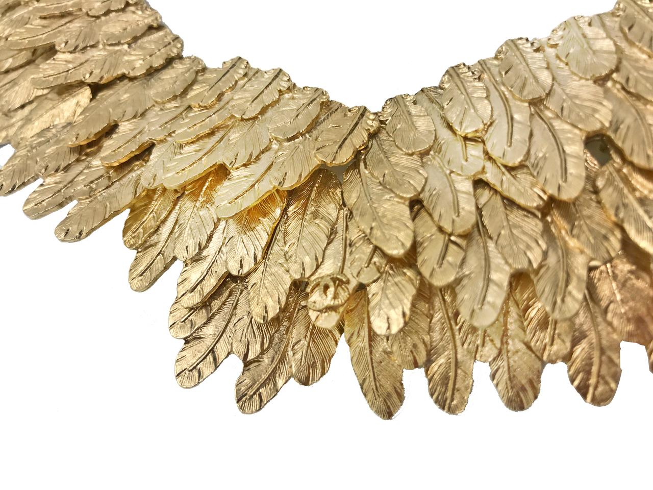 Women's Chanel Gold tone Feather Collar Choker Necklace, 2008   For Sale