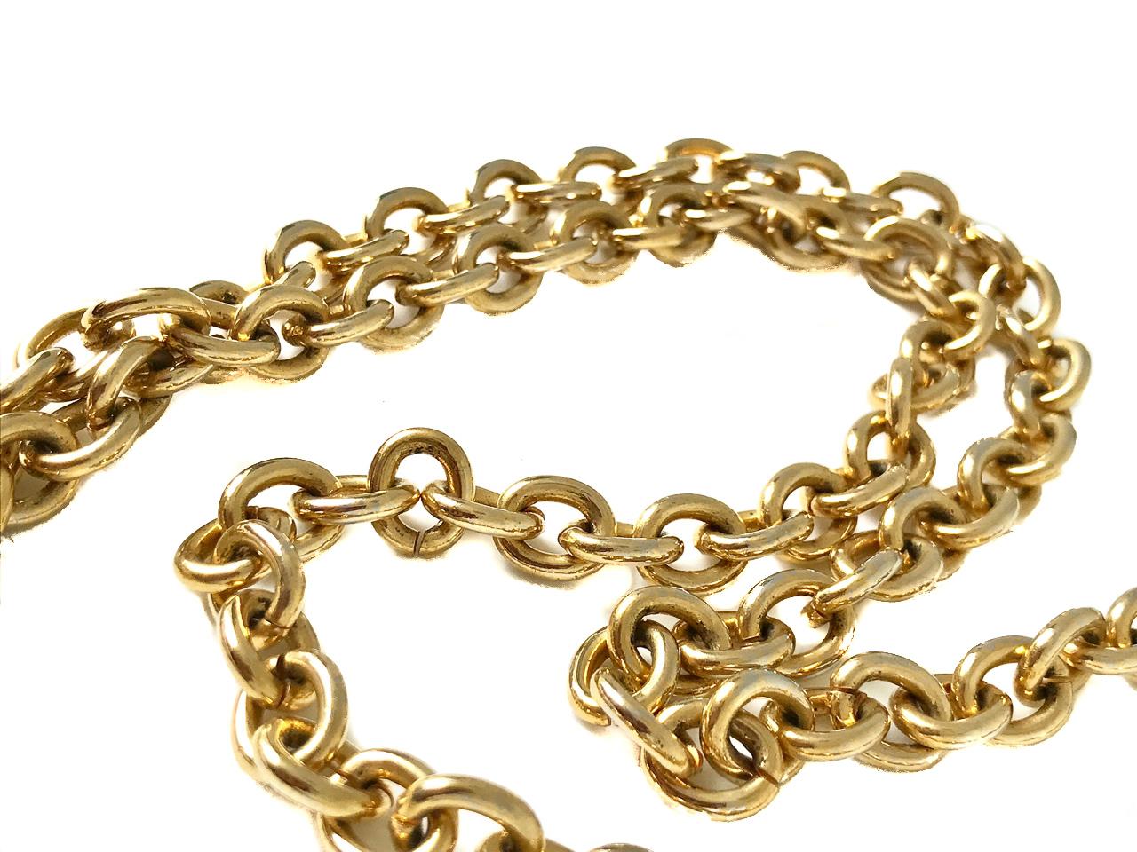 Celine 1990s Vintage Gold Plated Pendant Necklace and Belt For Sale 2