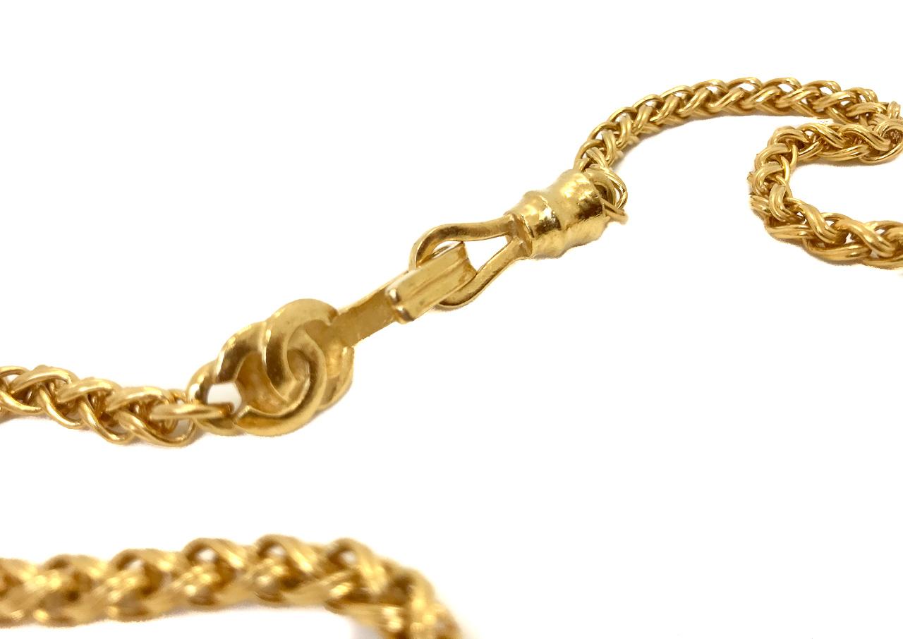 Chanel 1990s 24 Karat Gold Plated Pendant Necklace In Good Condition For Sale In London, GB