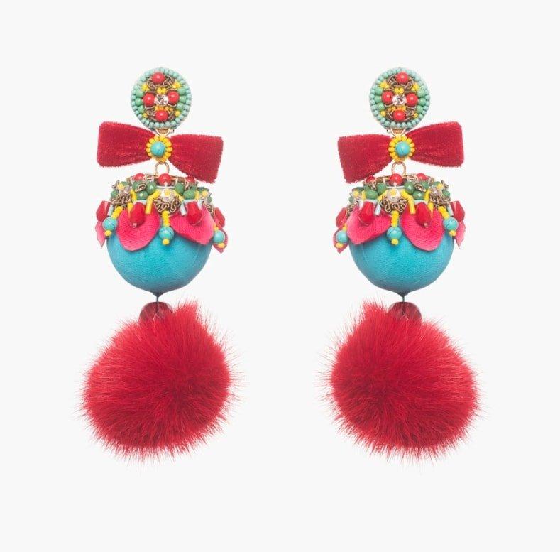 Marataruna Mink Pompom Earring In New Condition For Sale In New York, NY