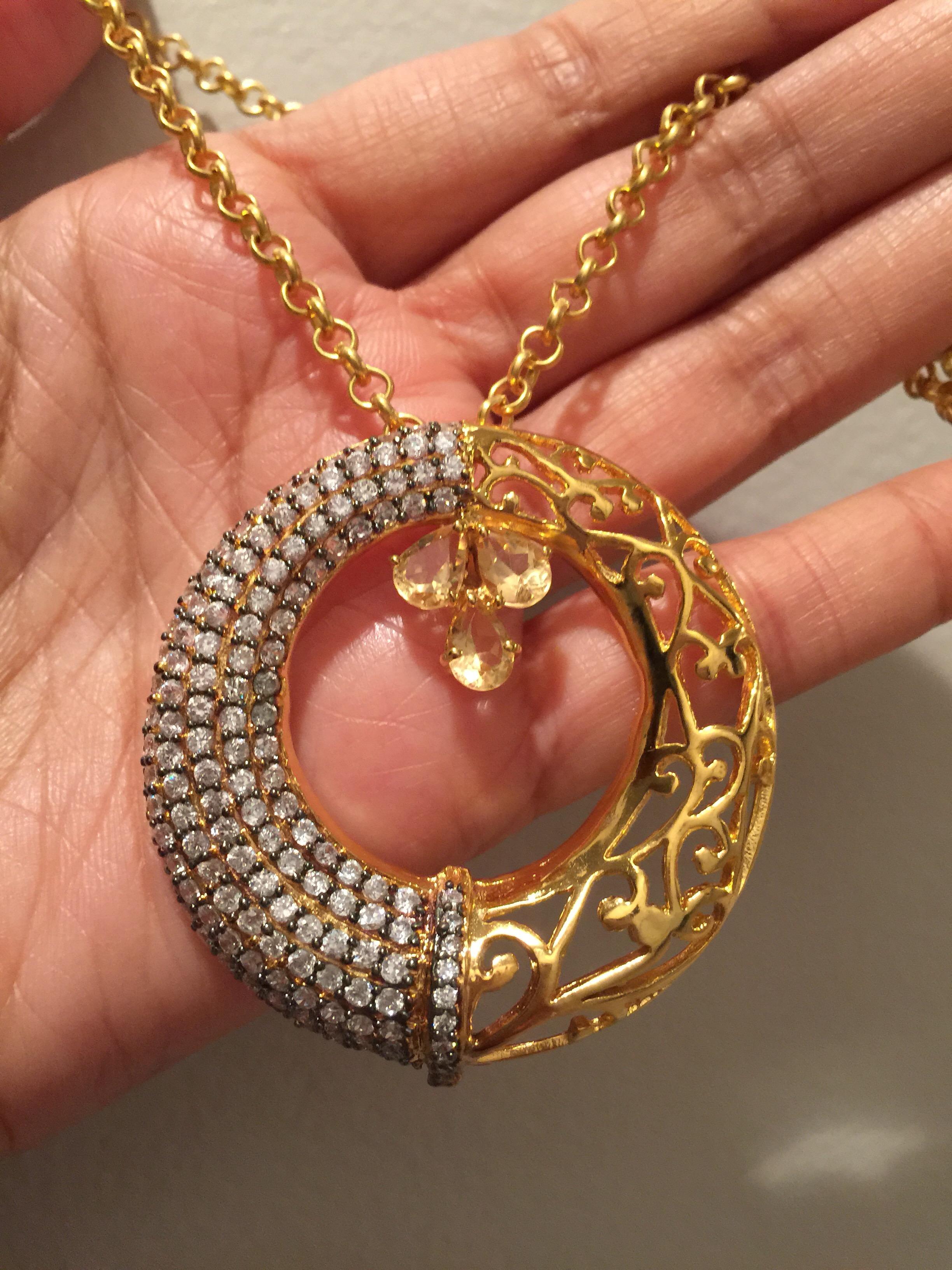 Modern Filigree Florence Crystal Pendant Necklace For Sale