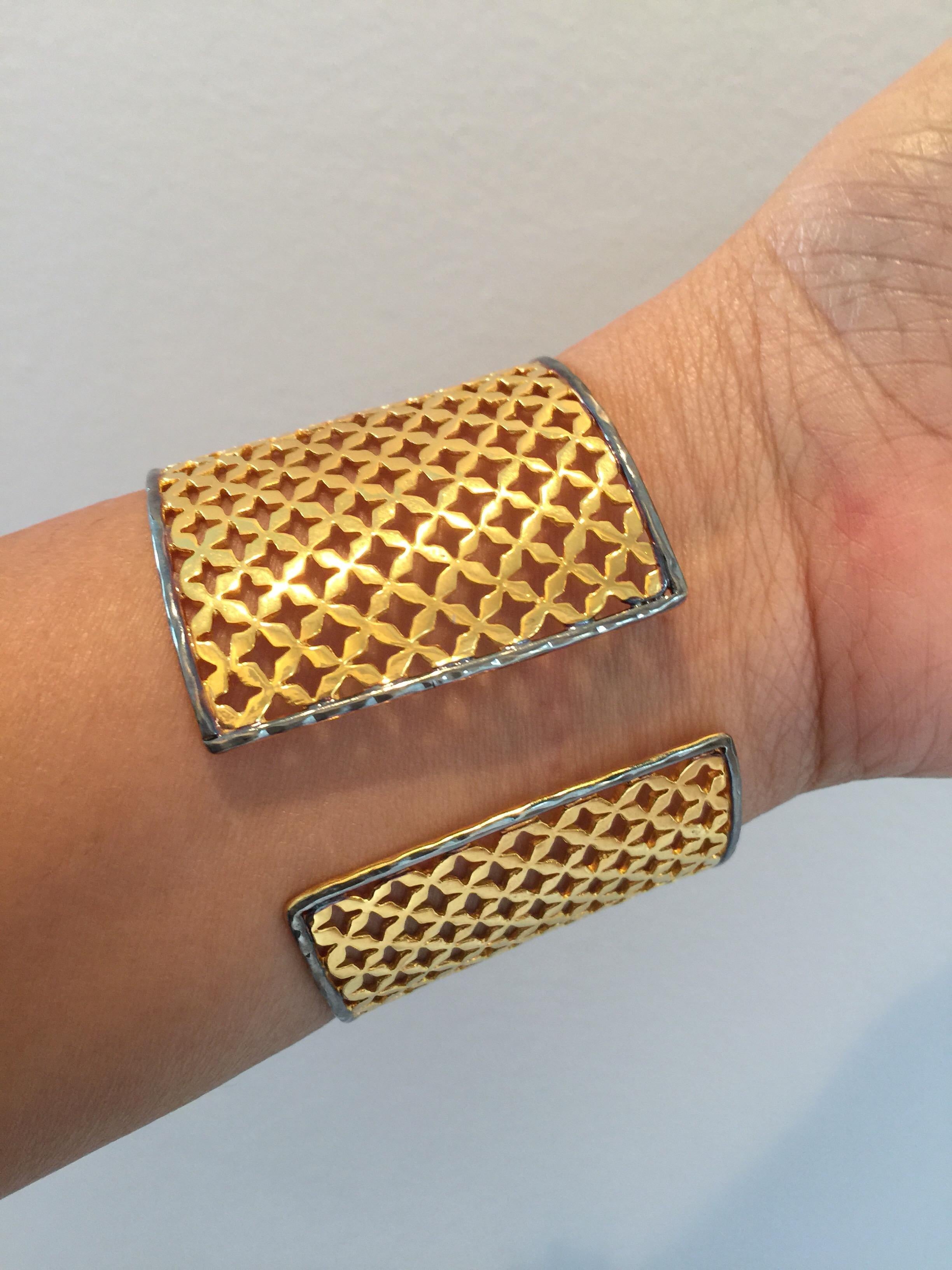 Mixed Cut Taj Mahal Lattice Meghna Jewels Cuff 