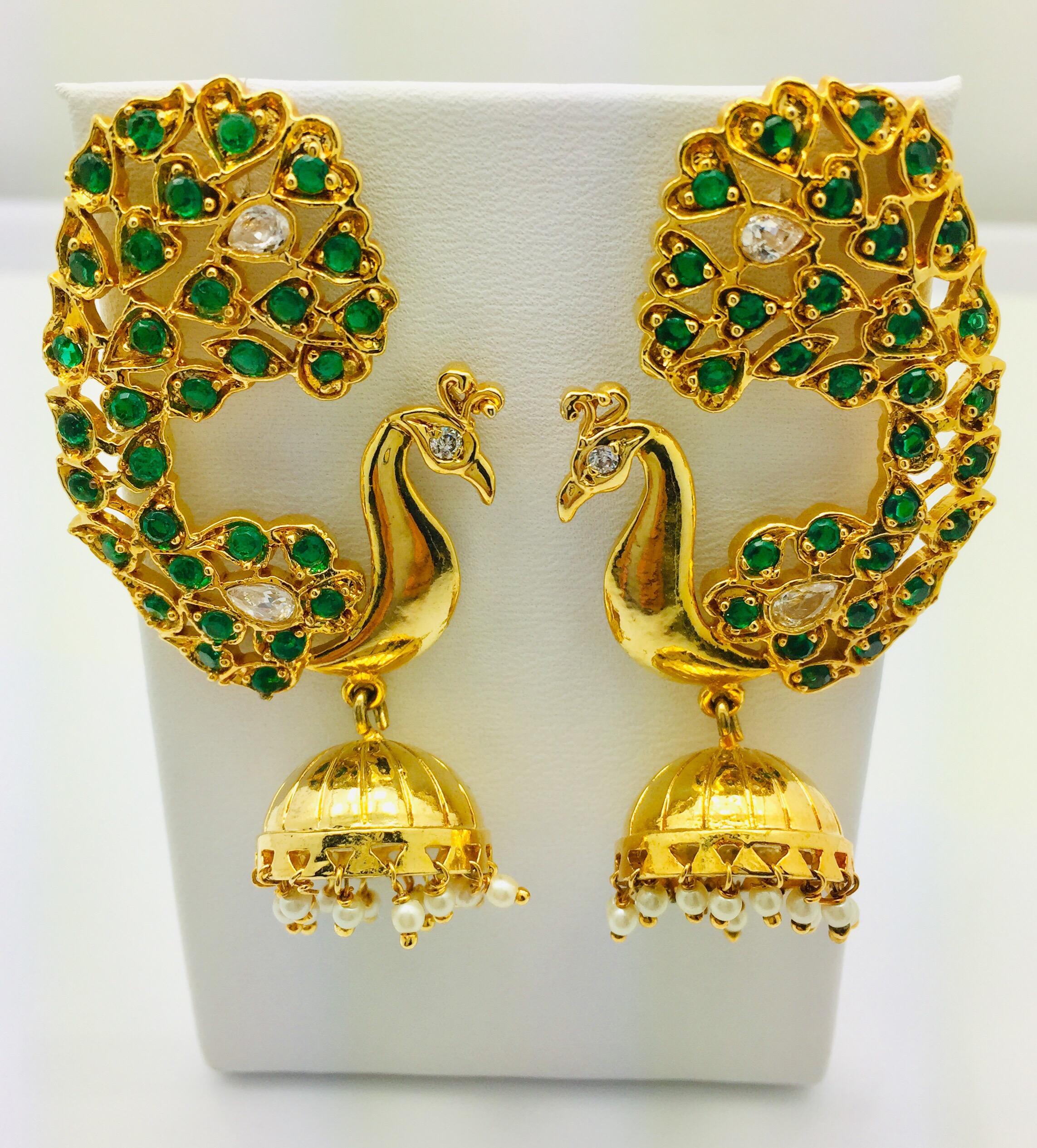 Mixed Cut Peacock Faux Emerald Pearl Earrings 