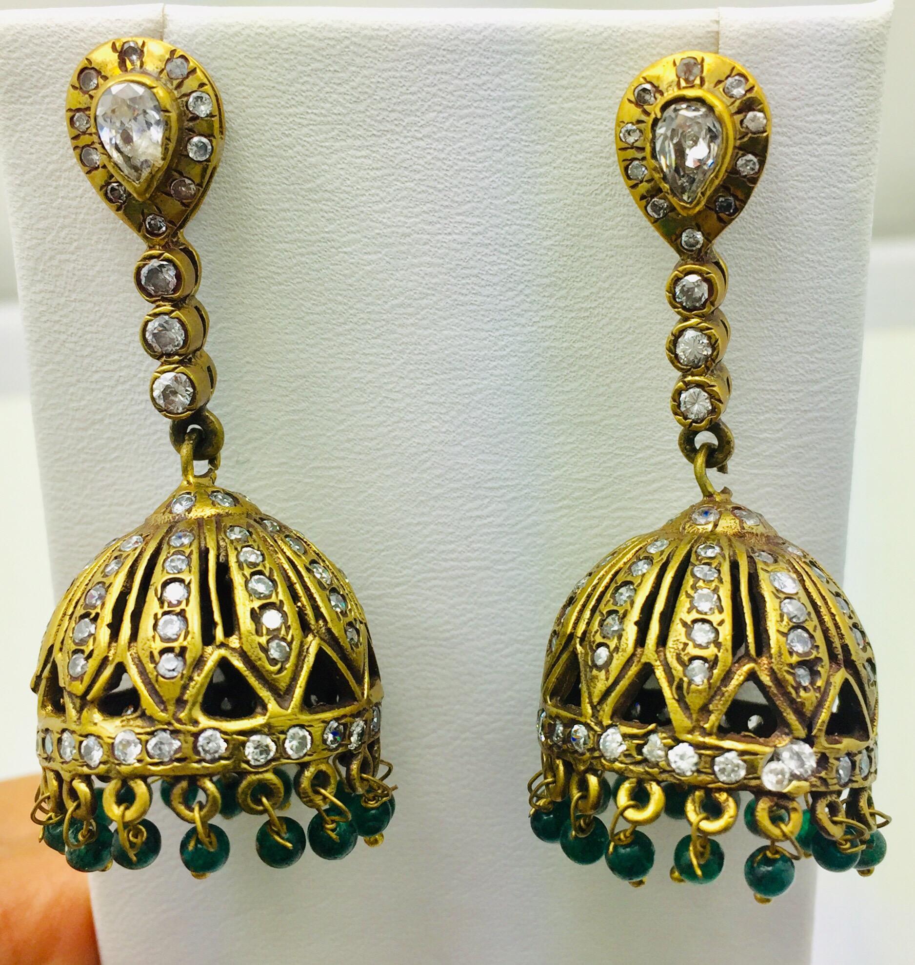 Antique Style Faux Emerald Dome Tassel Earrings In New Condition In Hoffman Estates, IL