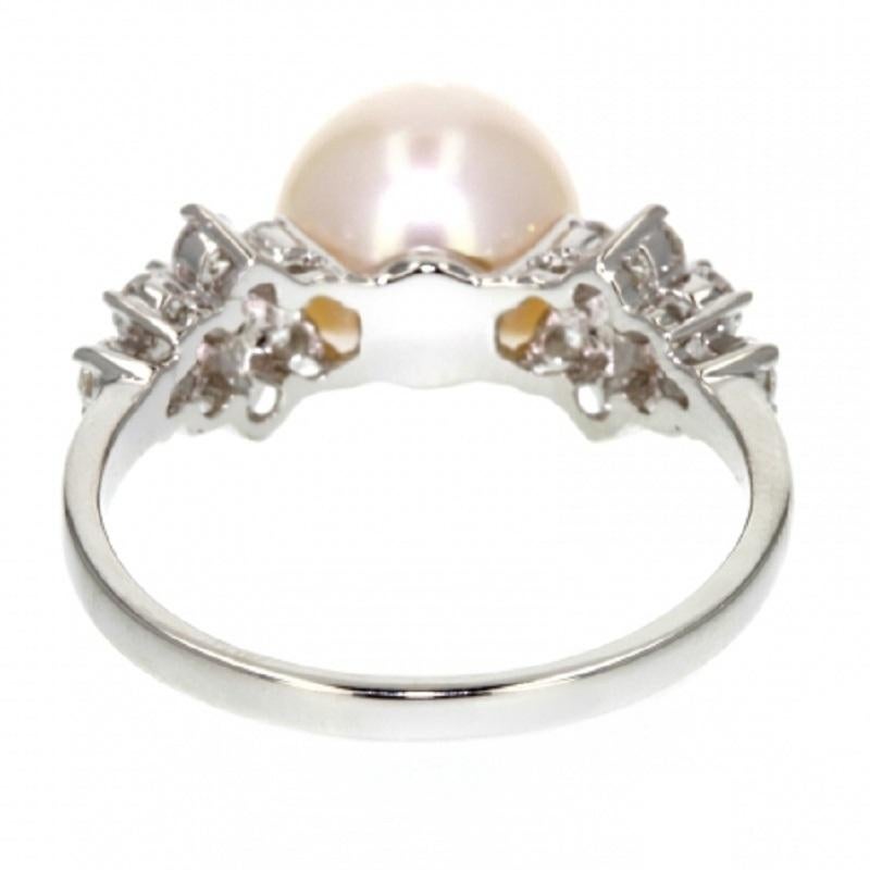 Contemporary Feri Pearl Siledium Silver Fashion Ring  For Sale