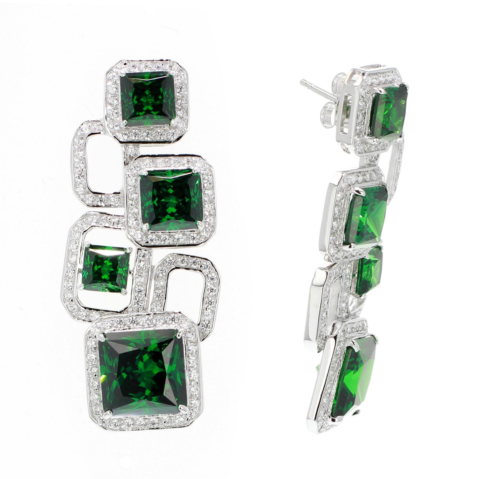 Siledium Silver White and Emerald Color Earrings by Feri In New Condition For Sale In Valenton, FR