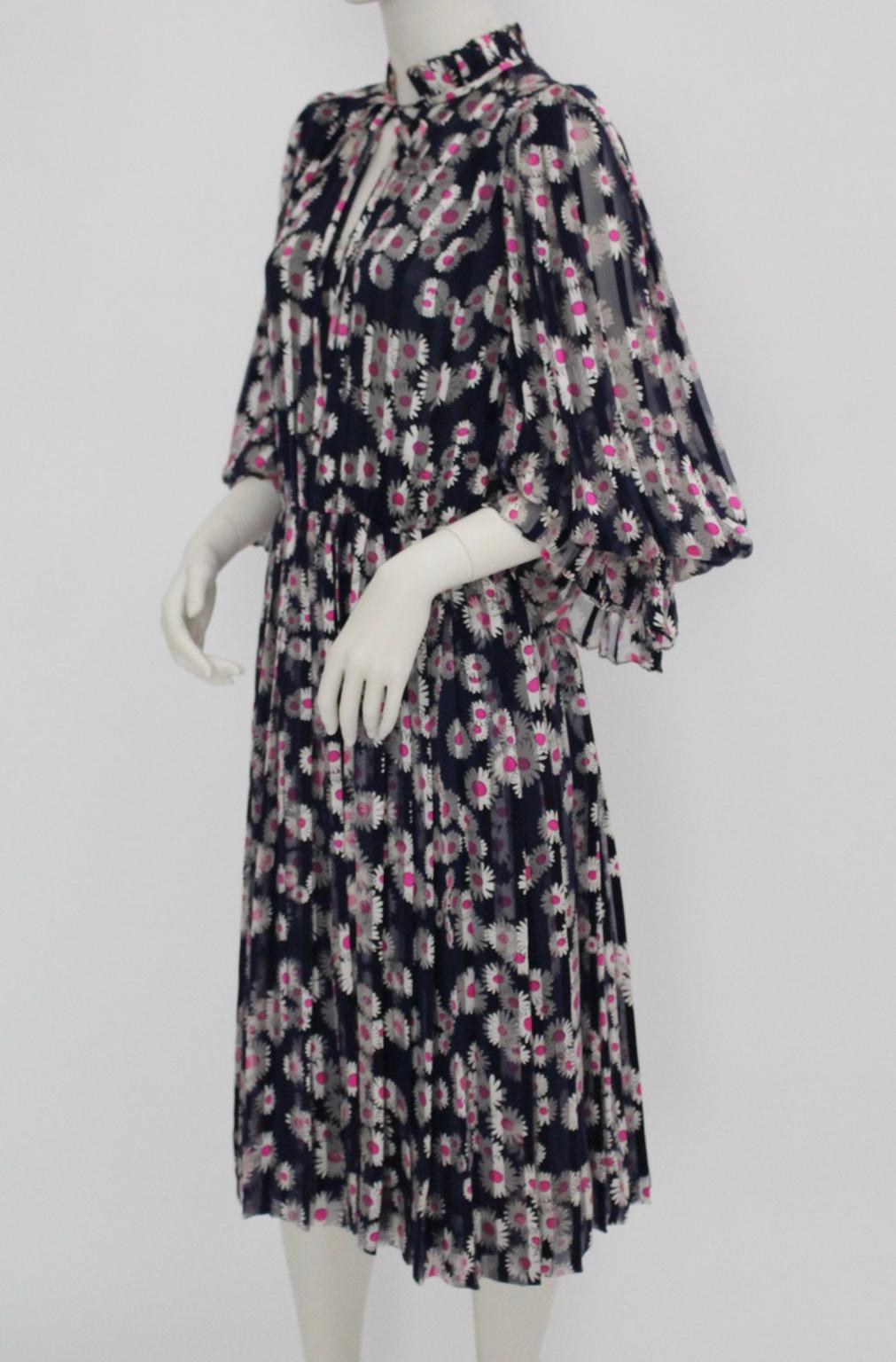 Blue Pleated Vintage Silk Day Dress with pink flowers 1980s 2