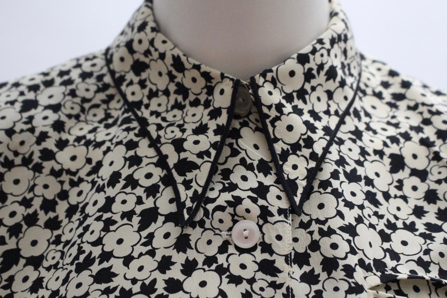 Lolita Lempicka Vintage Silk Blouse with Flower Allover Print  1980s For Sale 1