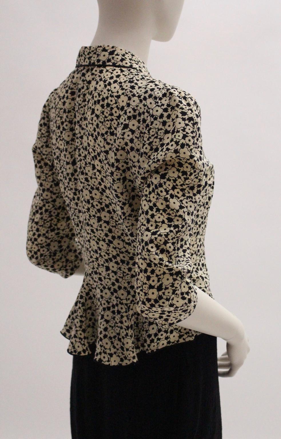 Lolita Lempicka Vintage Silk Blouse with Flower Allover Print  1980s For Sale 10