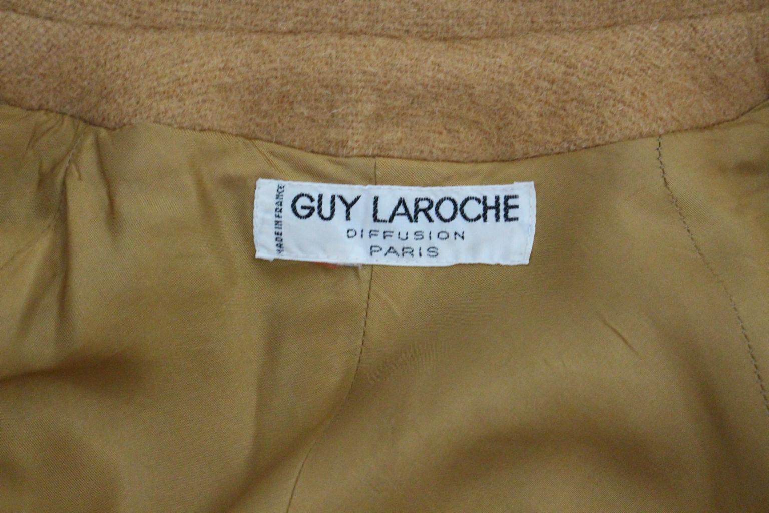 Guy Laroche Diffusion Paris Vintage Wool Coat 1970s For Sale 10