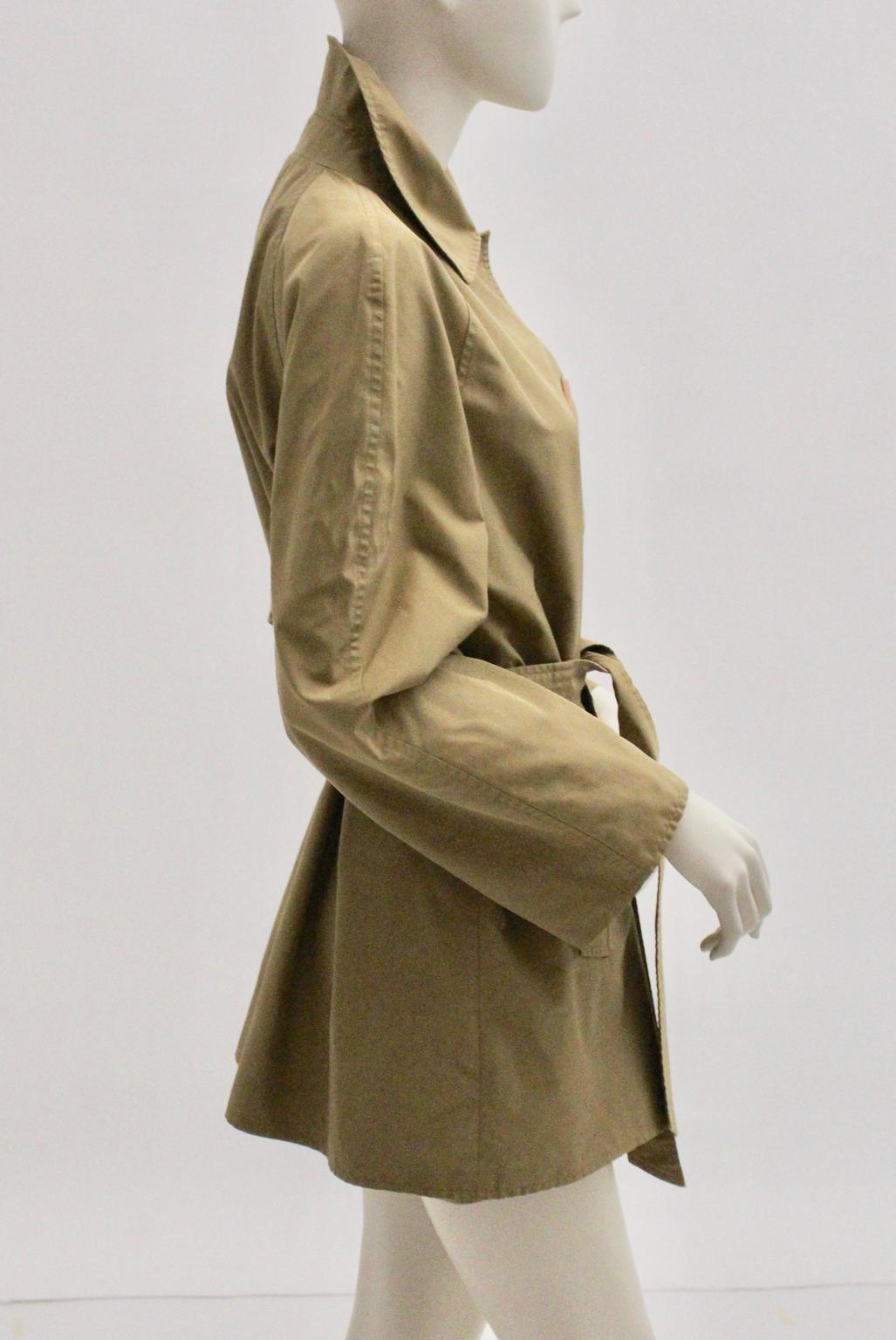 Alberta Ferretti Vintage Trenchcoat Italy  For Sale 3