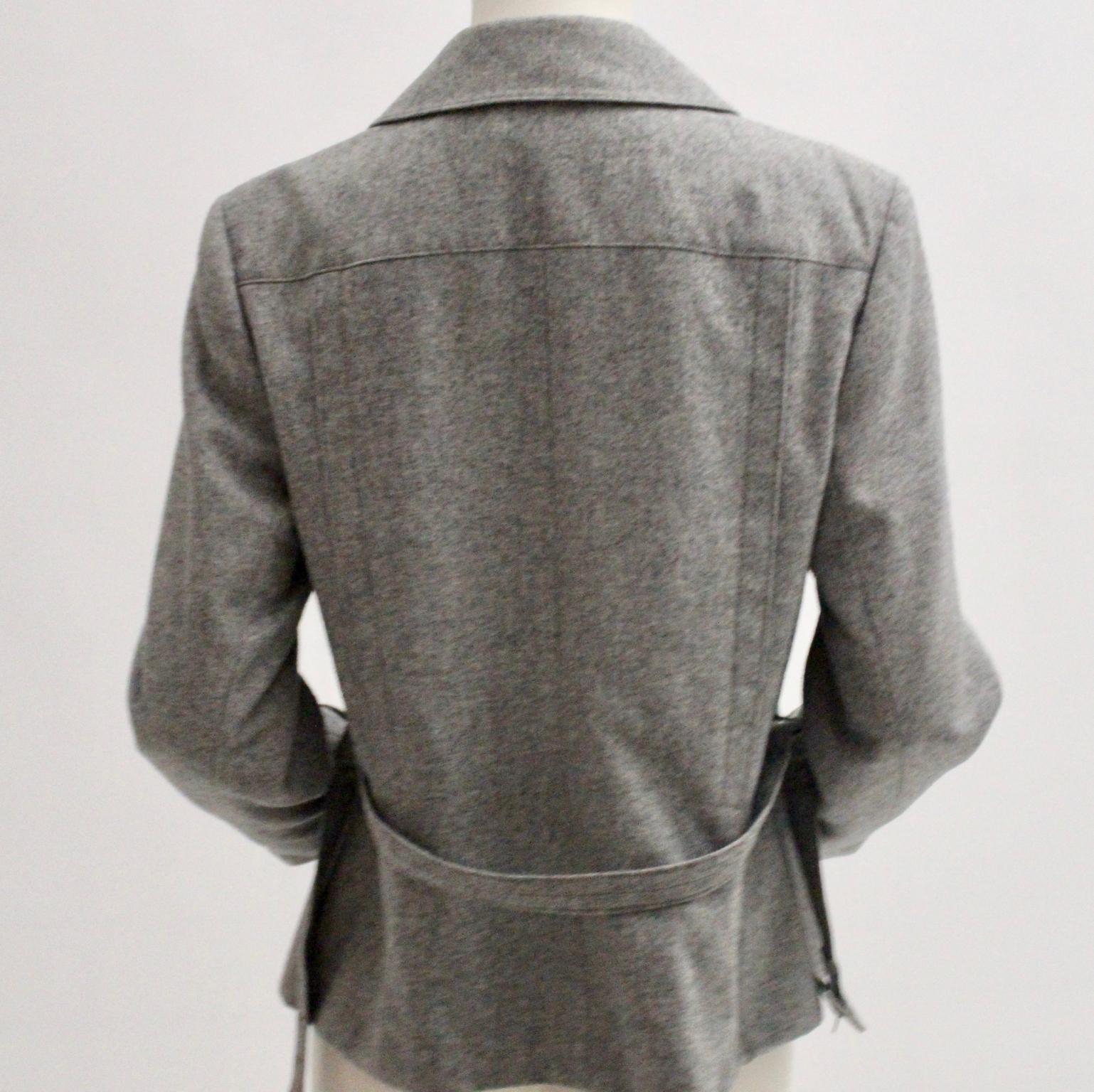 Women's Grey Single-Breasted Wool Vintage Jacket by Herbert Schill 1960s Vienna For Sale
