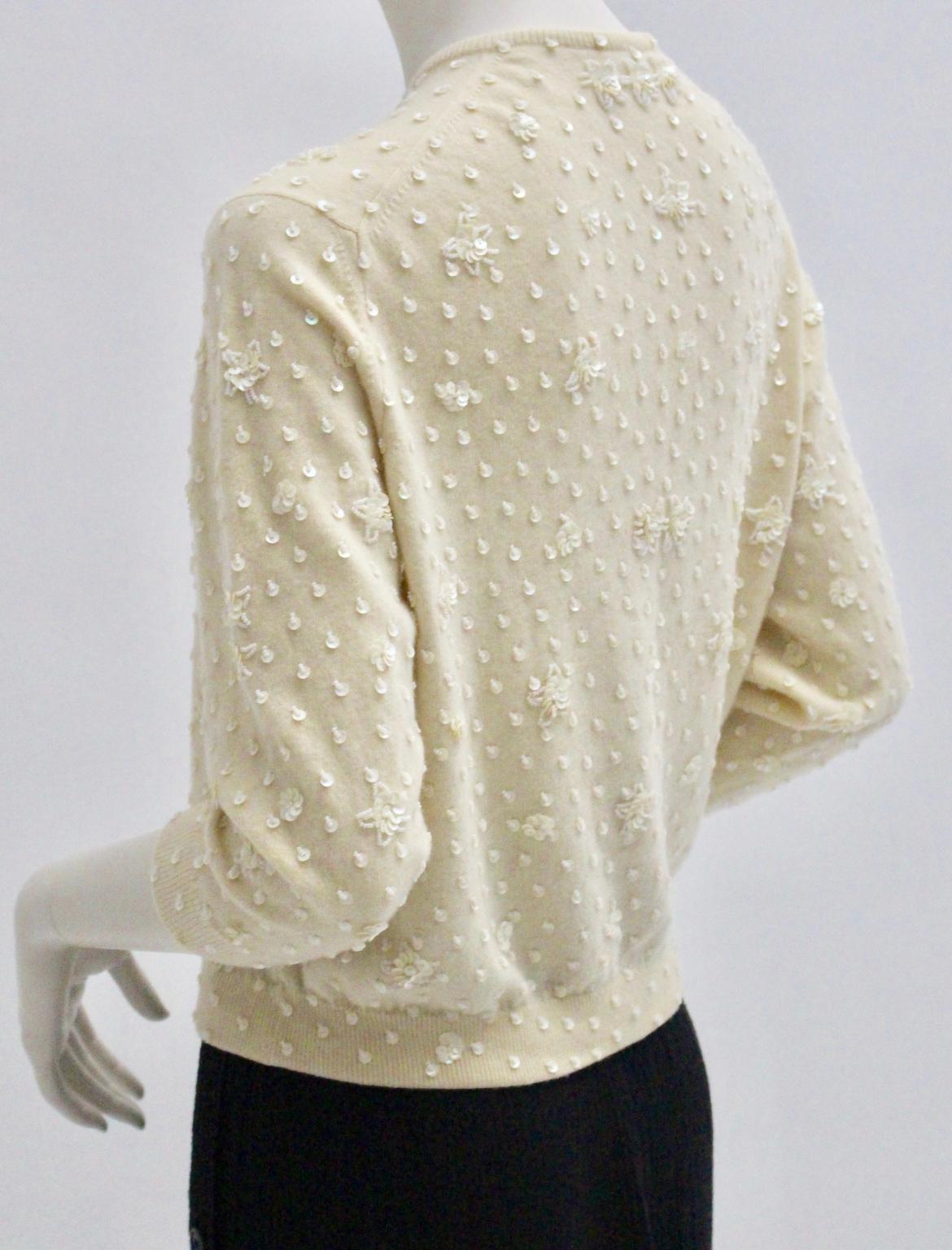 Modette Vienna Off white Cashmere Knit Vest, 1950s For Sale 2