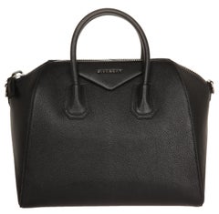 Givenchy Leather Antigona Medium black bag GIV220
