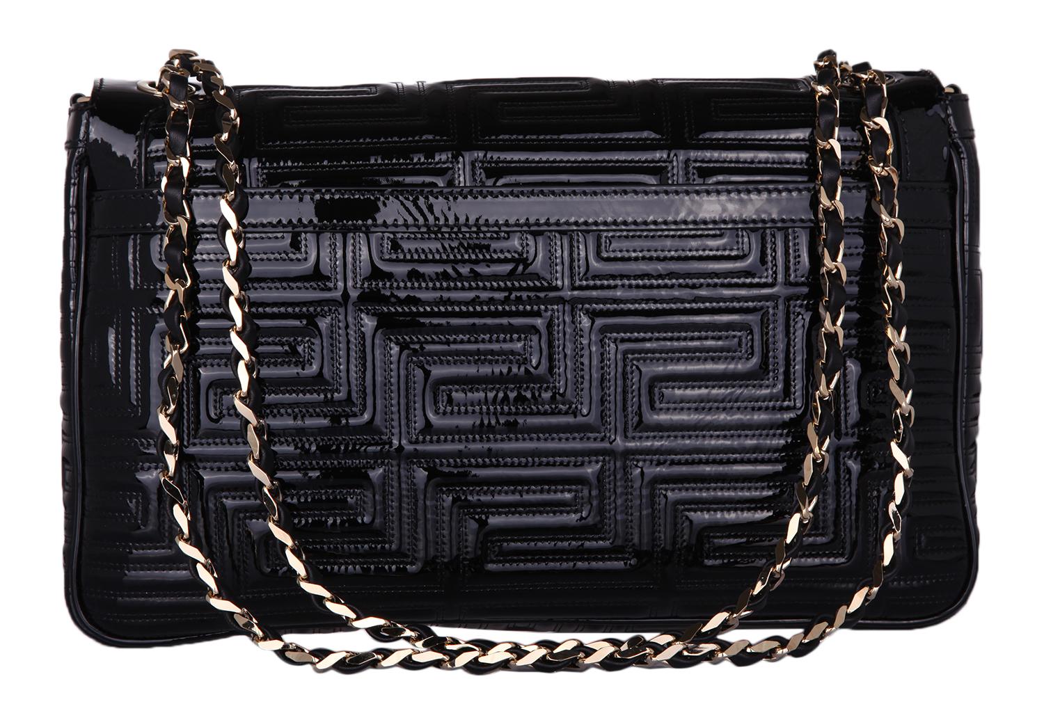 Item number: DBCD128DVRT-D41O
Color: Black
Material: patent leather
Size: width 31 cm, height 20 cm, depth 6 cm
Double shoulder strap of leather intertwined chain approx. 67 cm length
Closure: gold color couture closure
Weight in grams approx. 800