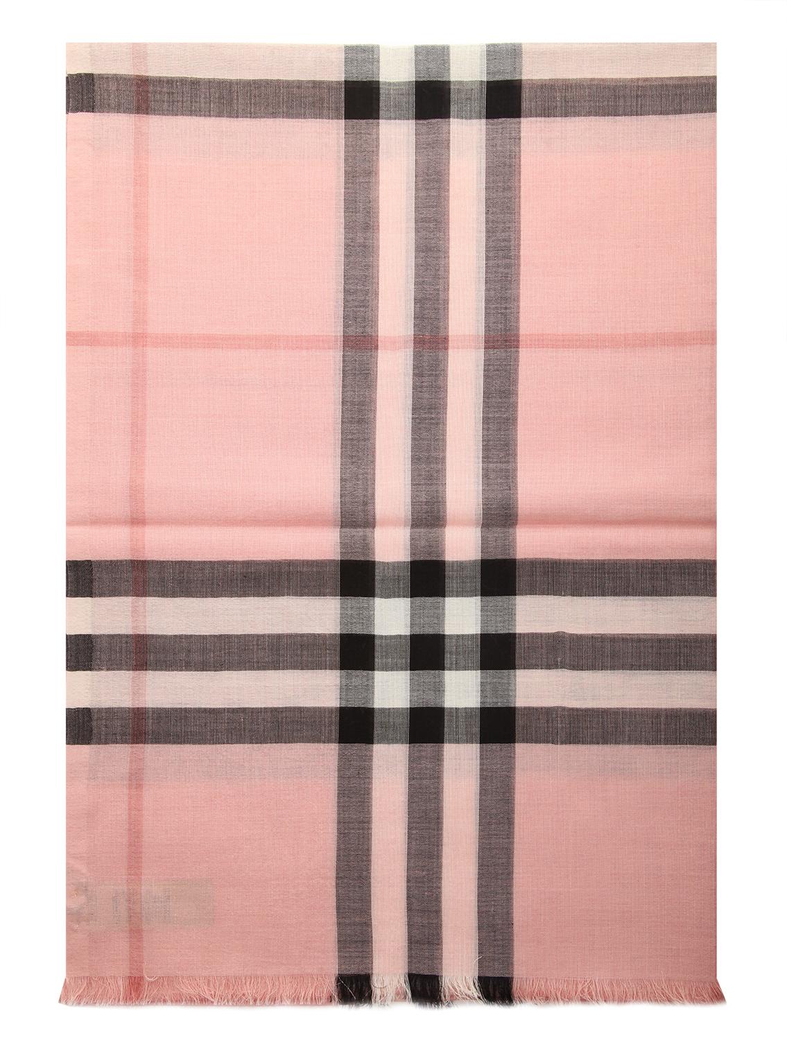Item number 40013631
Measurements length: 220 cm, width: 70 cm, Color pink-black-beige, Material 51% wool, 49% silk
Washing Specialist dry clean
Weight in grams approx. 90
Features Check Lightweight Scarf with Eyelash fringing at both ends


