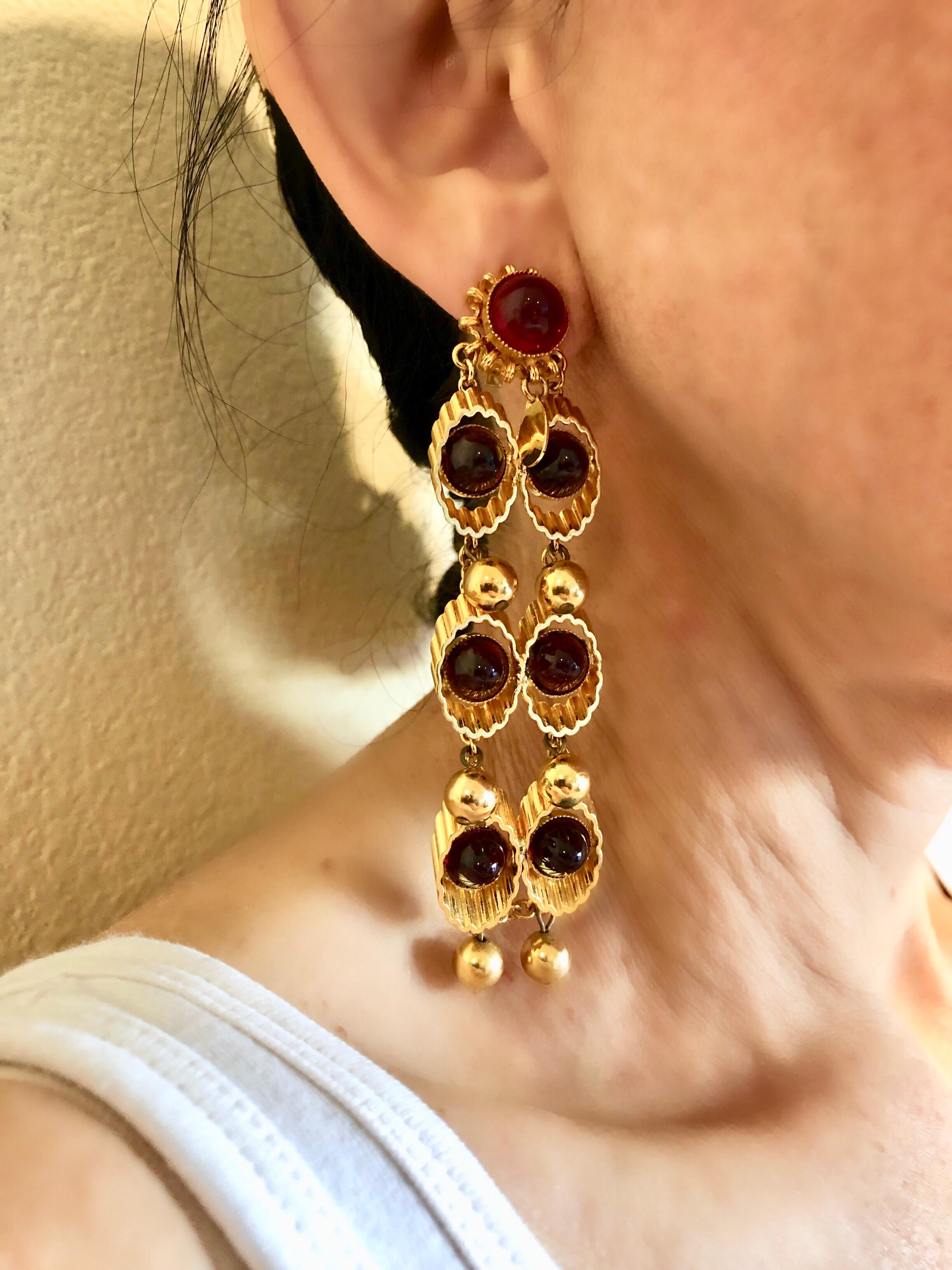 Vintage Modern Architectural Gilt Statement Earrings  In Excellent Condition In Palm Springs, CA