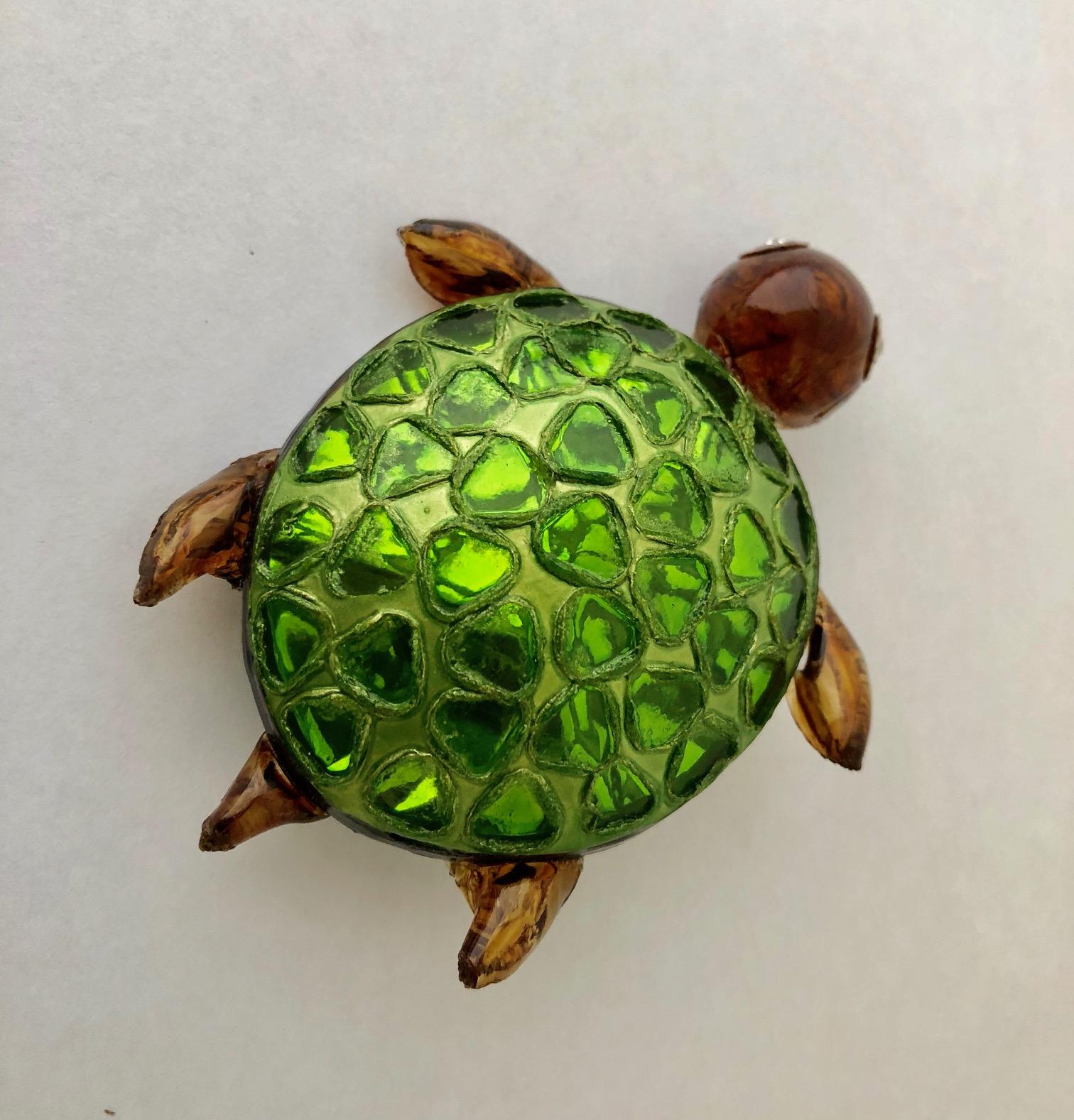 Cilea Paris Large Turtle Pin In New Condition In Palm Springs, CA