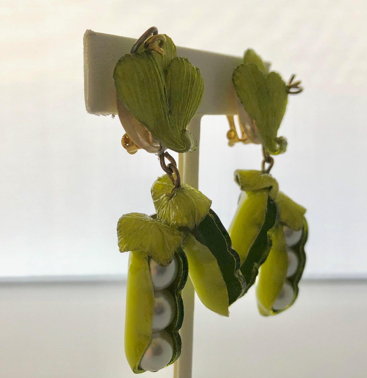 French Pea-Pod Statement Earrings  In New Condition In Palm Springs, CA