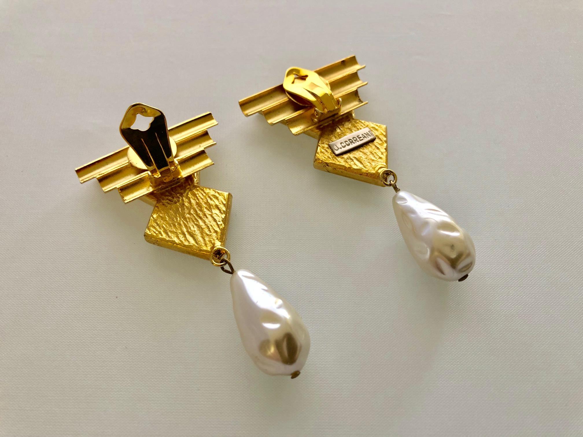 Women's Vintage Ugo Correani 1980's Geometric Architectural Pearl Drop Earrings