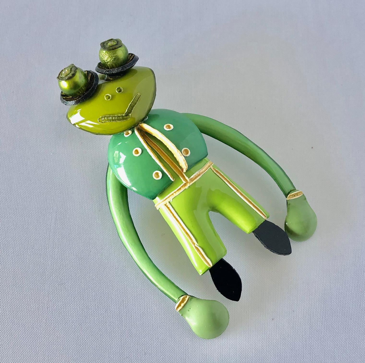 Contemporary Cilea Paris Grenouille Frog Pin